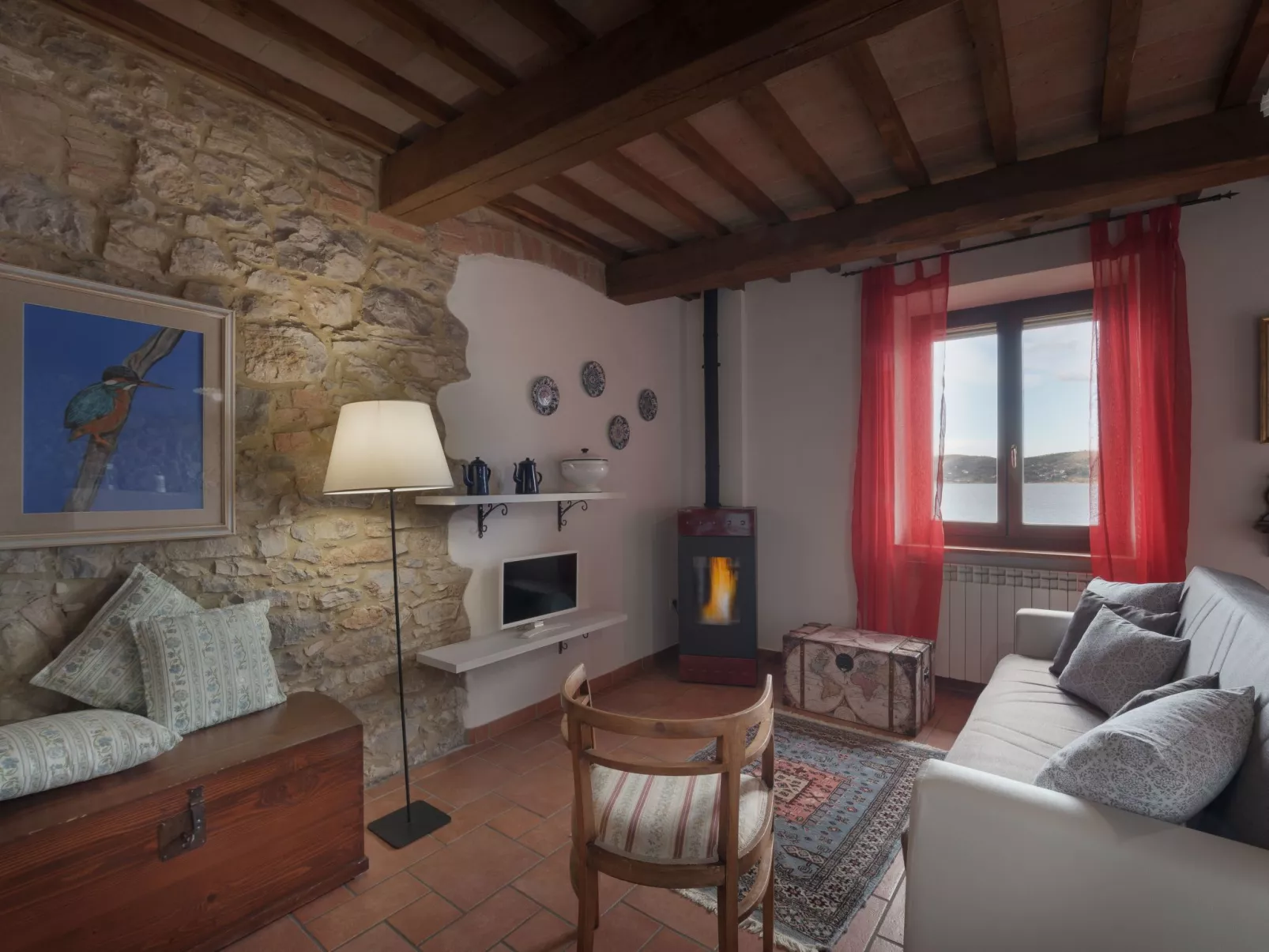 Wohnung in Magione mit Grill, Whirlpool und gemeinschaftlichem Pool-Dedans