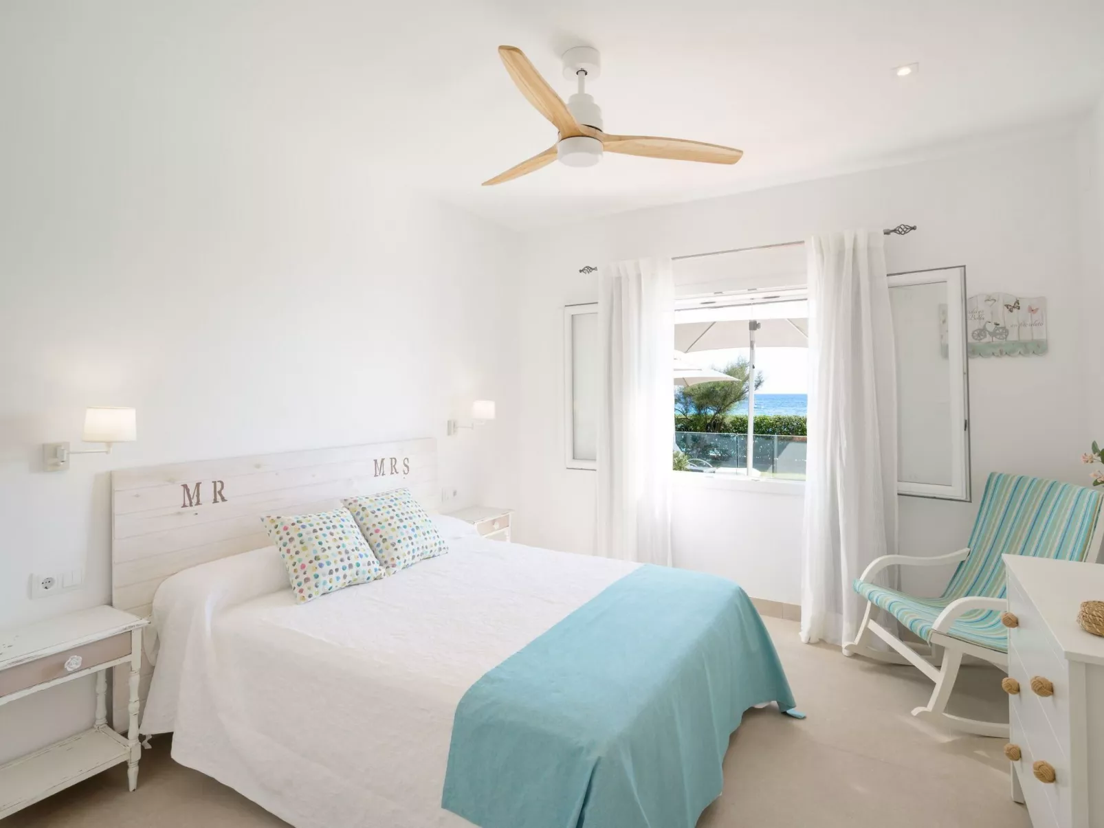 Villa Ponti A5 - direkt am Meer-Drinnen