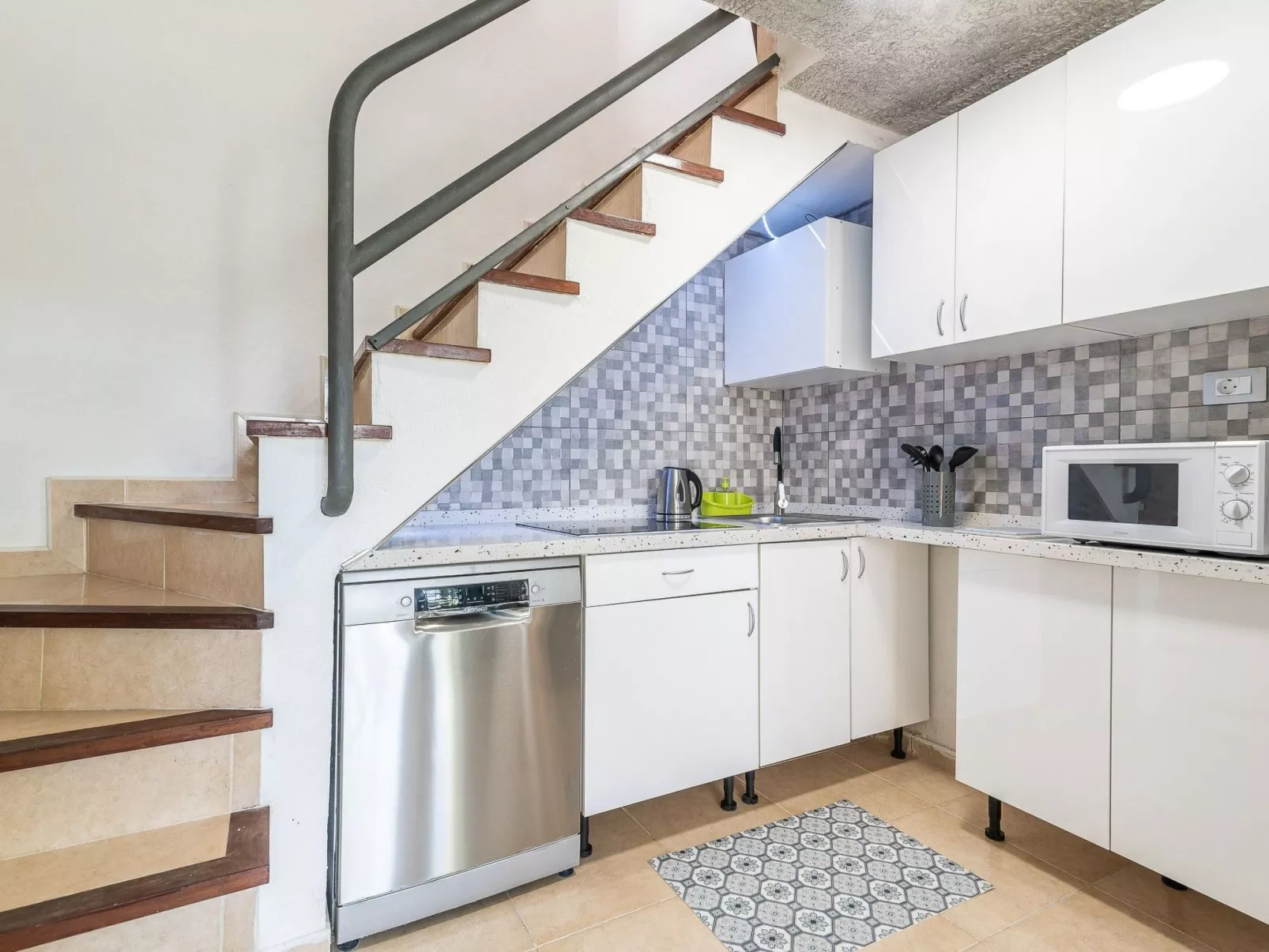 Mit eigenem Garten und Terrasse-Inside