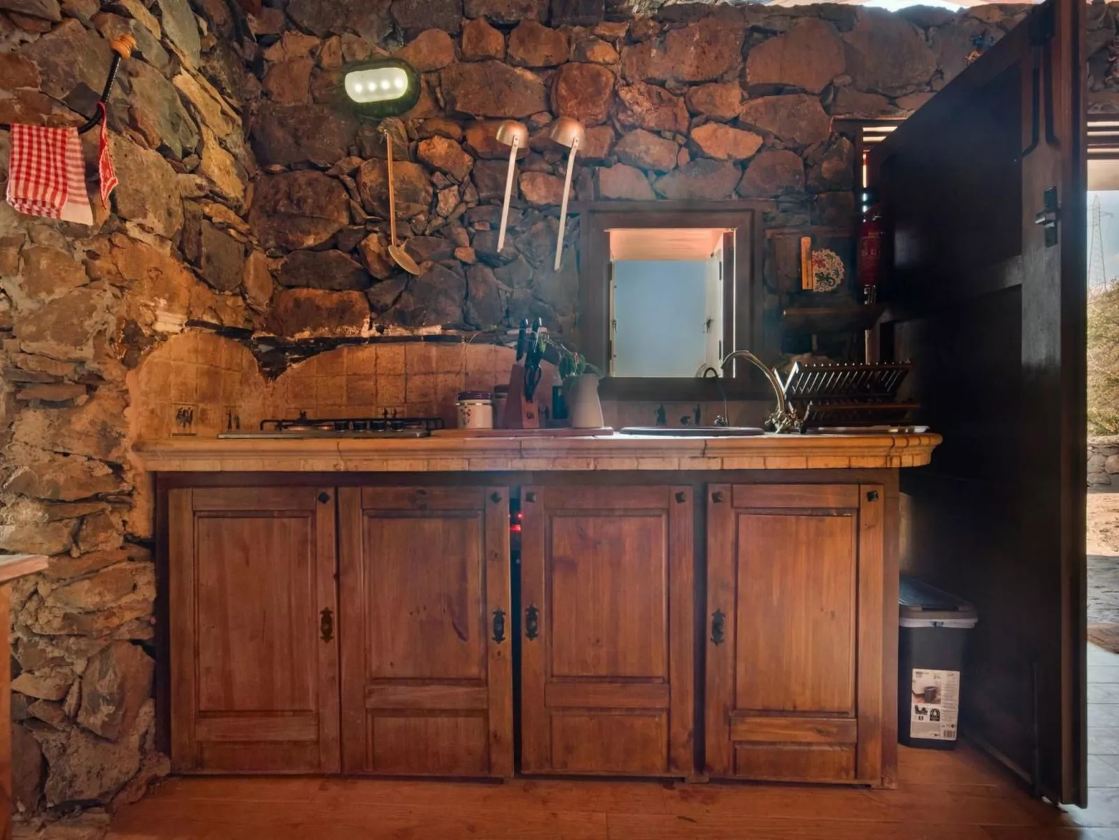 Finca "Sunny Scape Rural-Inside