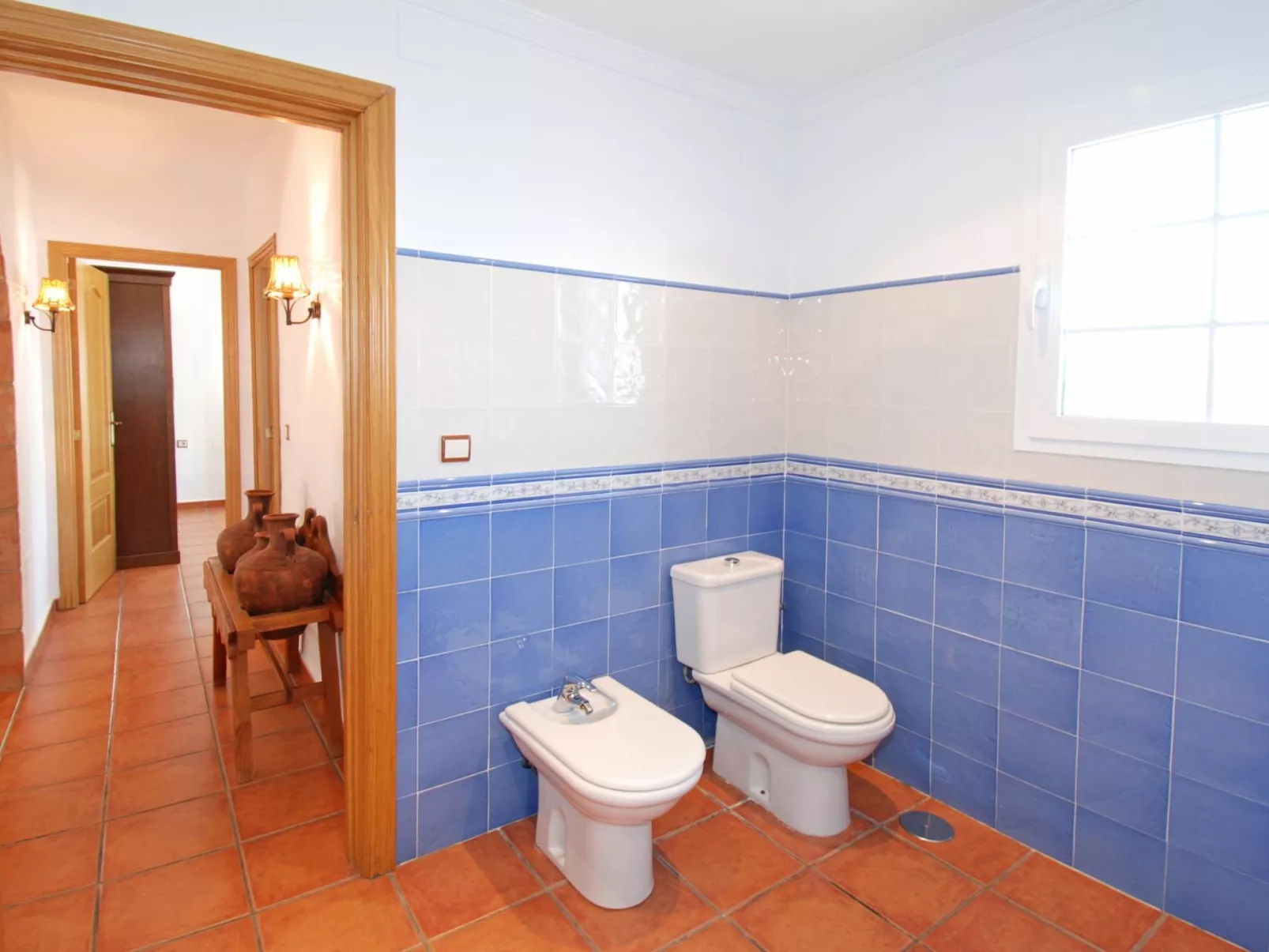 Schönes Landhaus mit Pool, Klimaanlage, Privatsphäre.-Inside