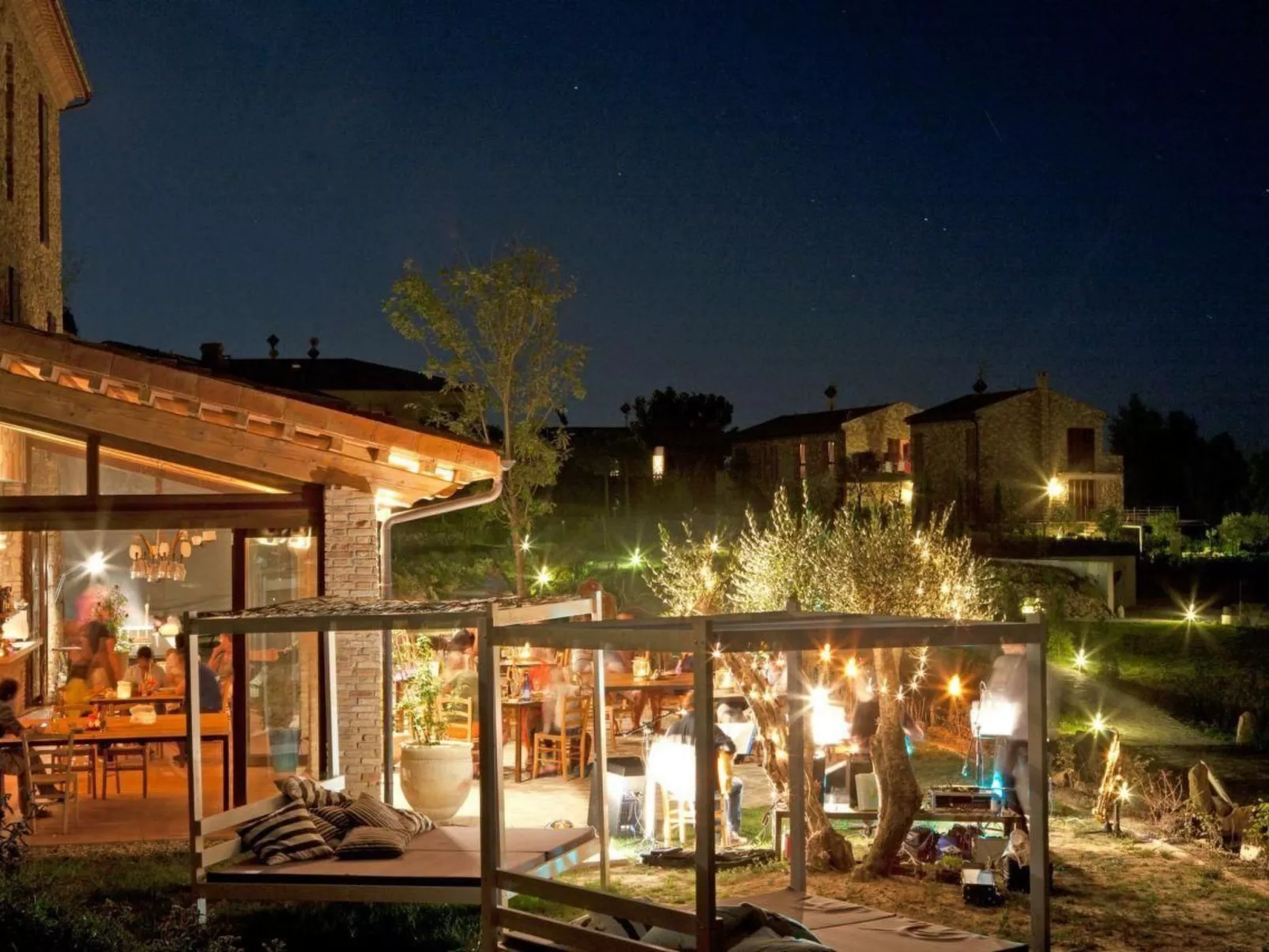 "Villa V Volterra"-Image-tags.info