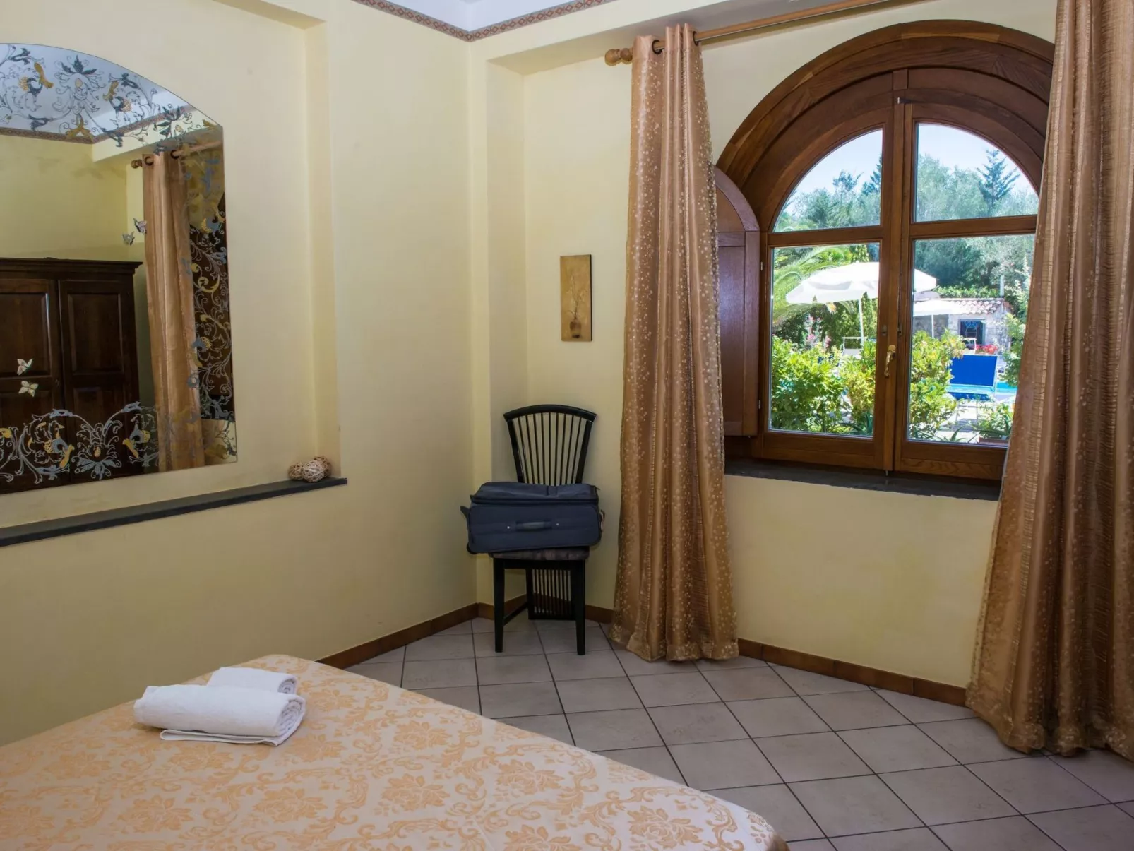 Wohnung in Centola mit gemeinsamem Pool, Terrasse und Grill-Image-tags.info