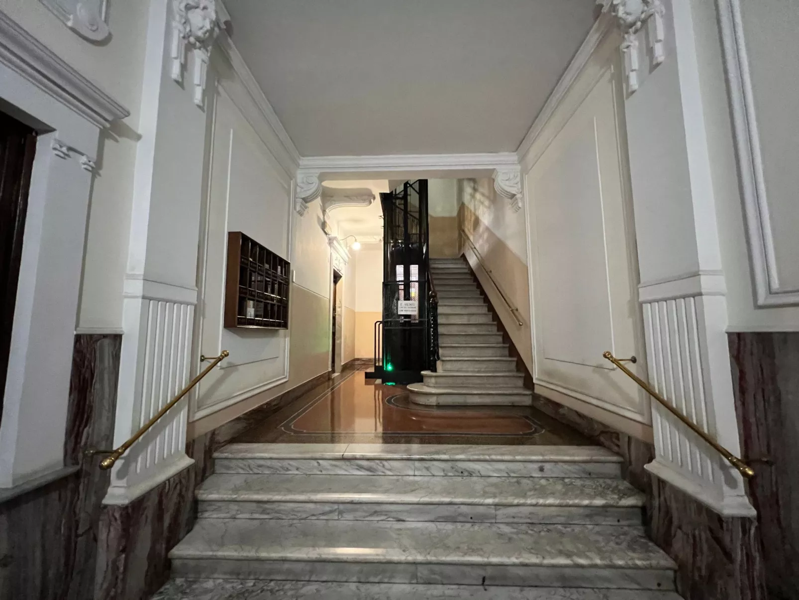 'La Superba' mit Balkon-Inside