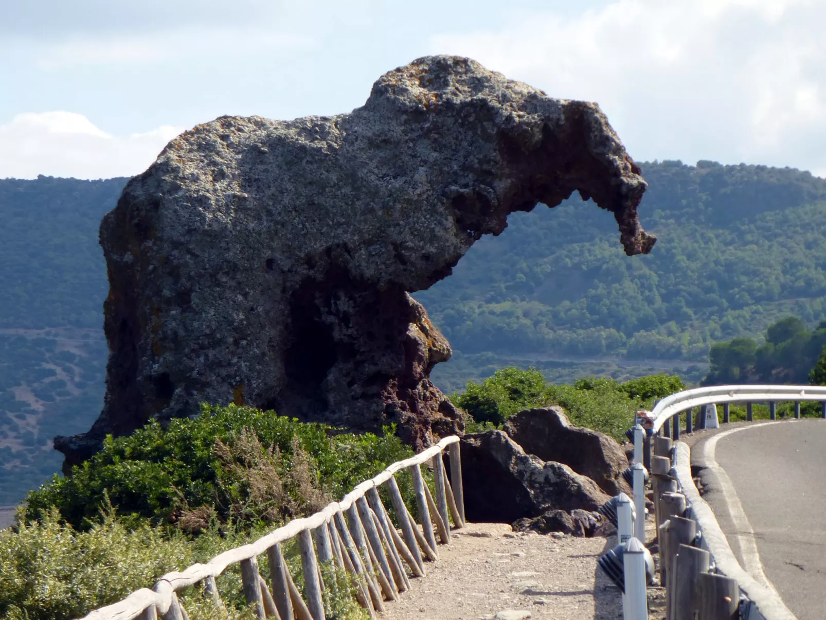 Lubagnu Vacanze- Drei-Zimmer-Wohnung A-Umgebung