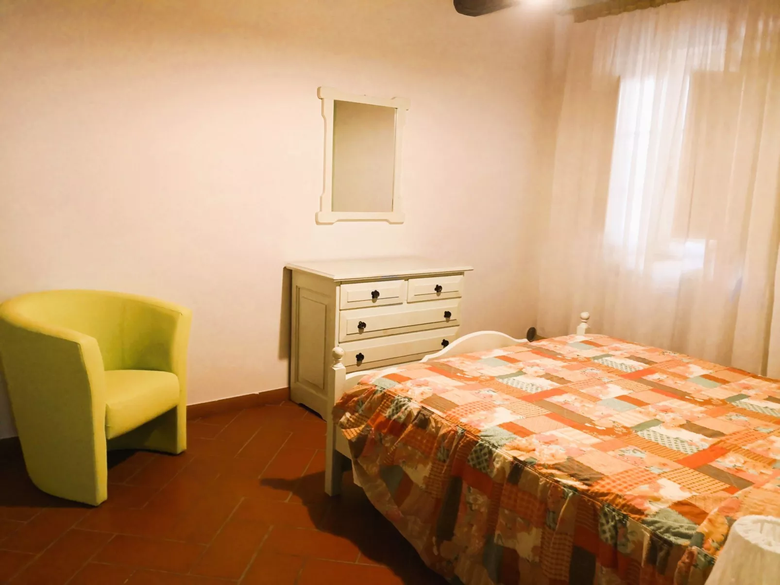 Vier-Zimmer-Wohnung Borgo Collelungo 2 Bäder, erster Stock-Dedans