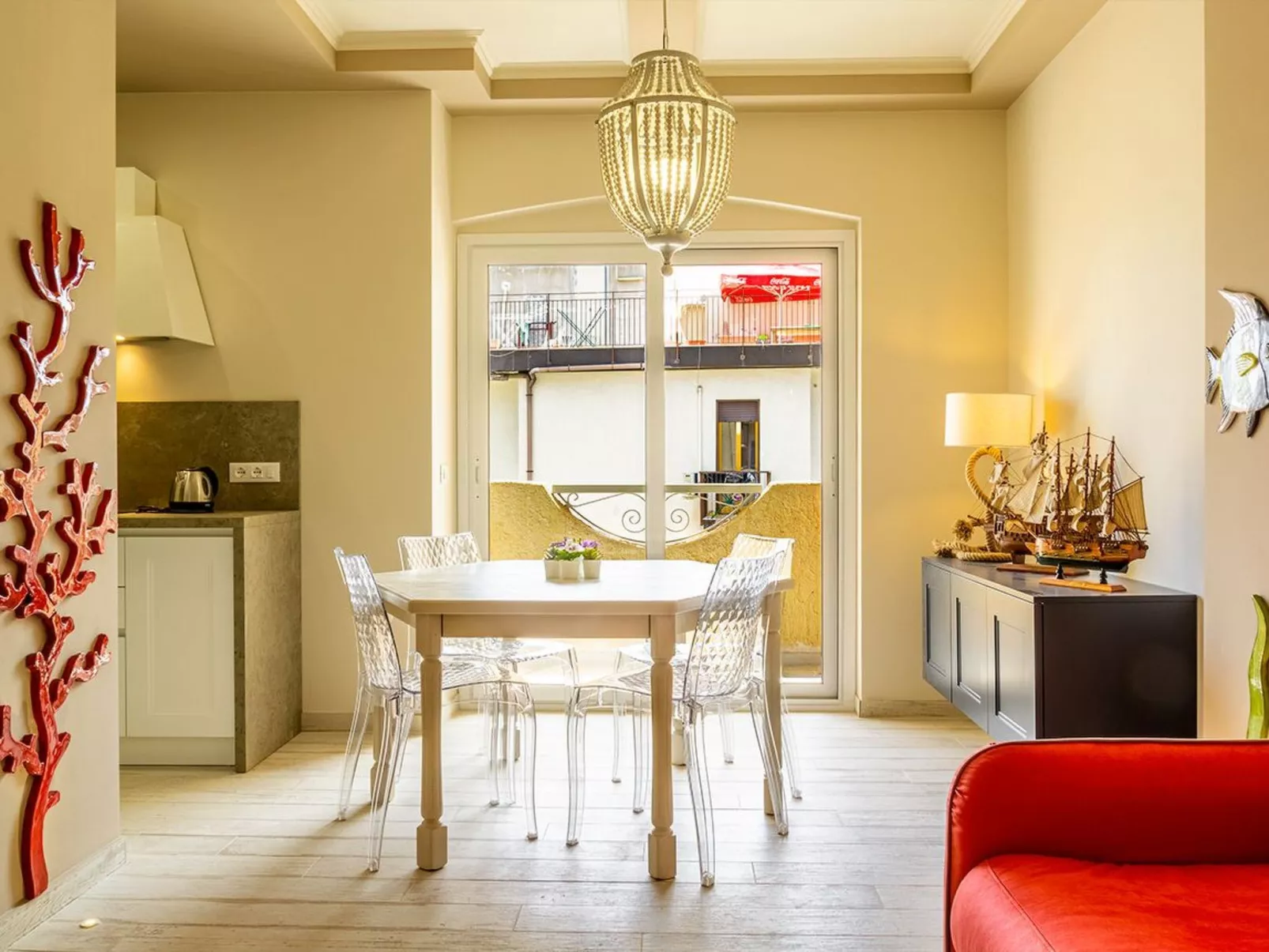 Suite Isavi in Giardini Naxos-Dedans