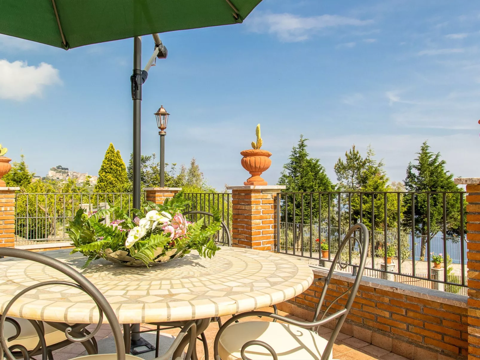 In Castelmola mit Privatem Pool-Dedans