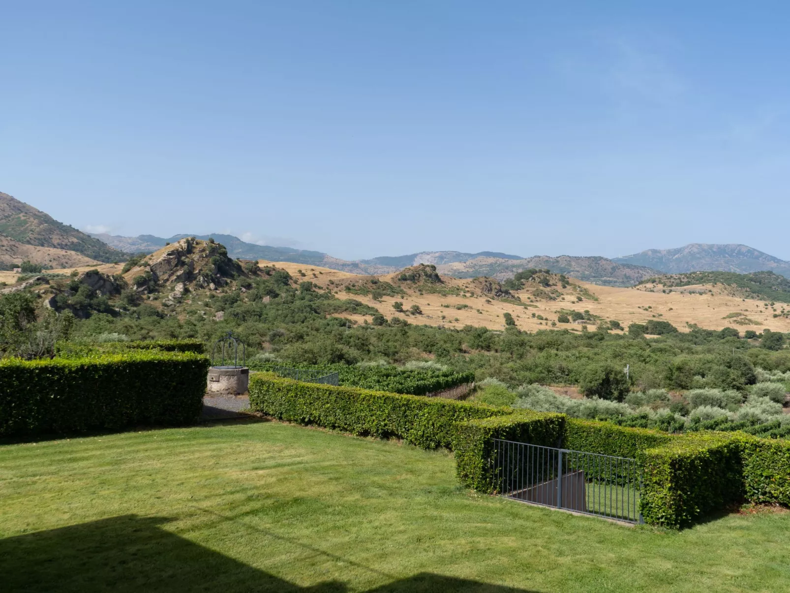 Villa dei Baroni-Outside