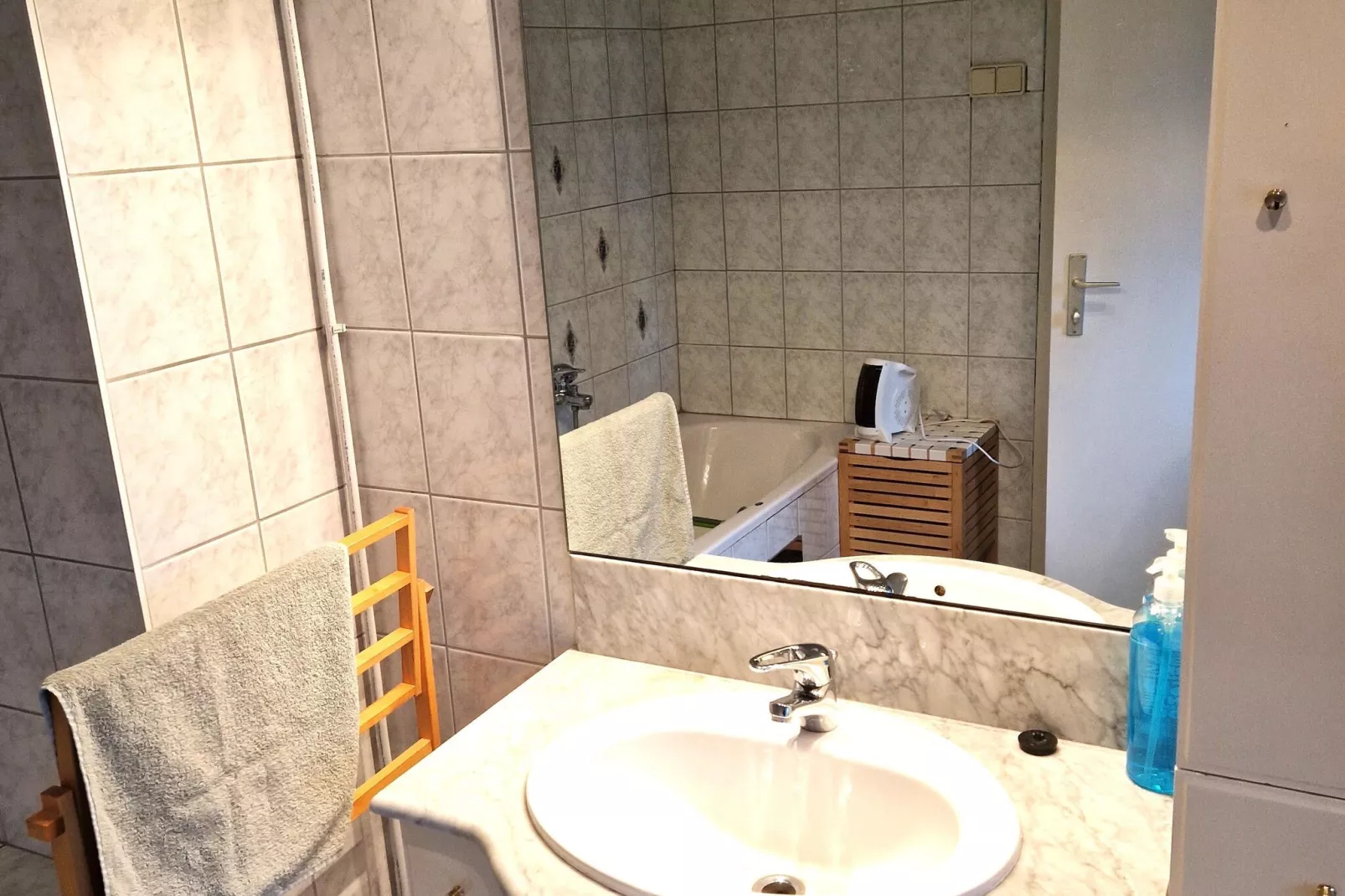 Ferienwohnung Daniela-Bathroom