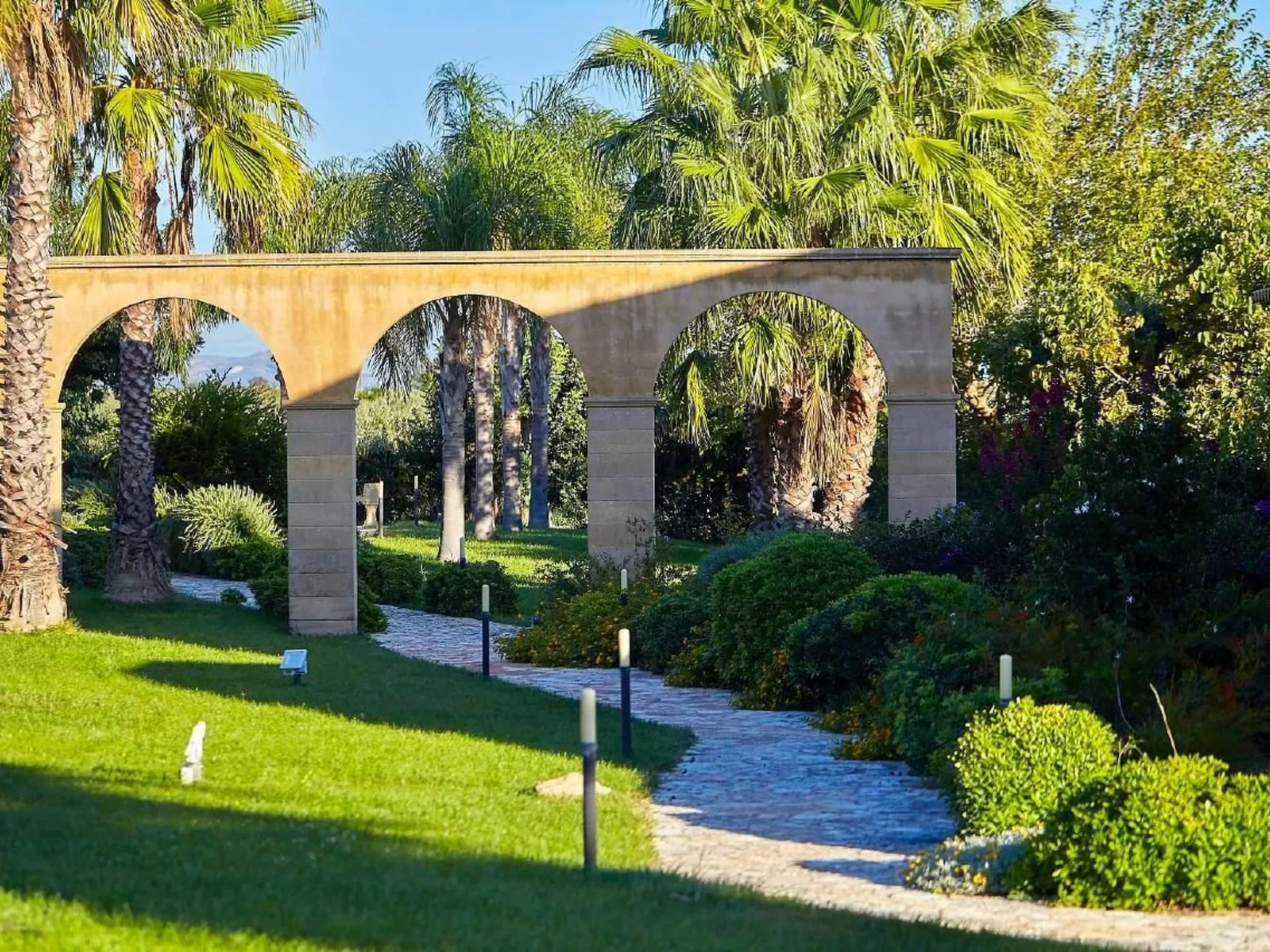 In Castelvetrano mit Gepflegtem Garten-Outside