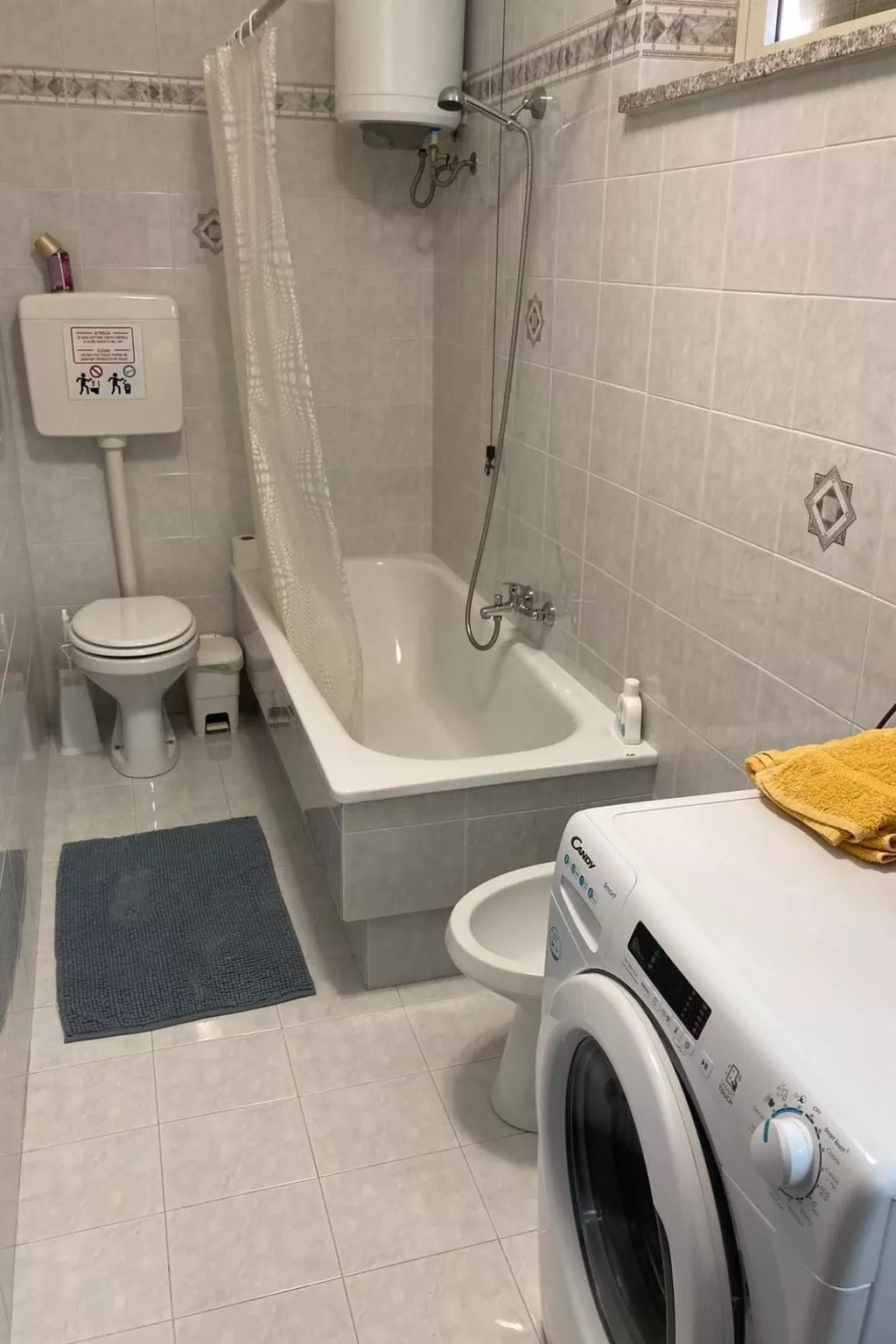 "Via Manin 13" mit Wi-Fi-Image-tags.info