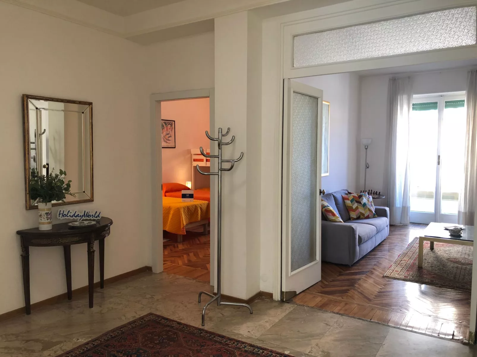 Für 8 Personen ca. 100 m&sup2; in Turin, Piemont (Provinz Turin)-Drinnen