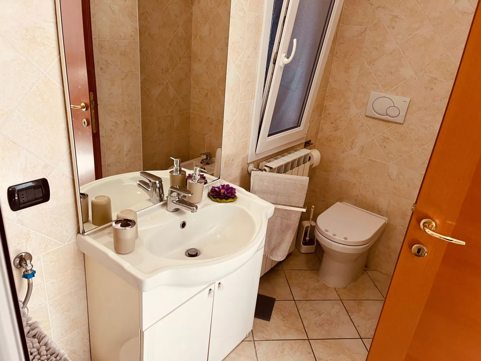 Bella Vista Poggi 180 Grad Fantastischer Meerblick-Drinnen