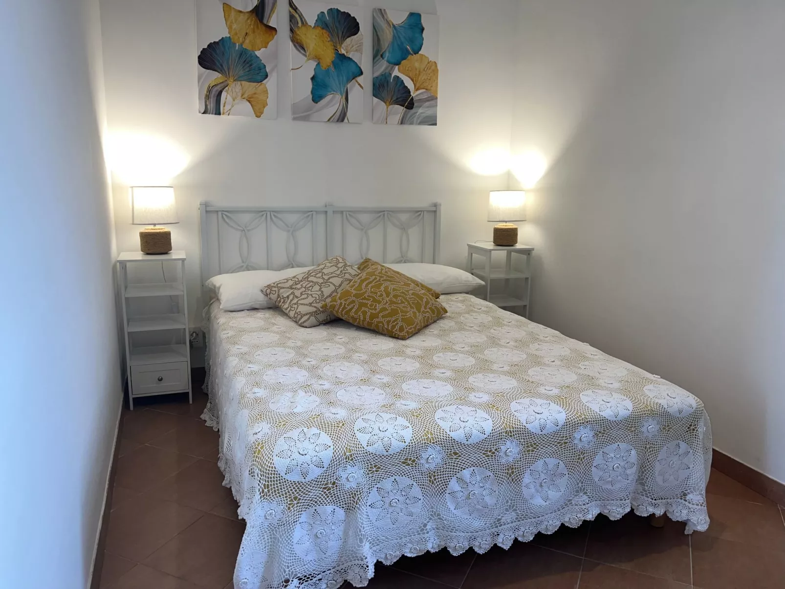 'KiKi House Bracciano'-Inside