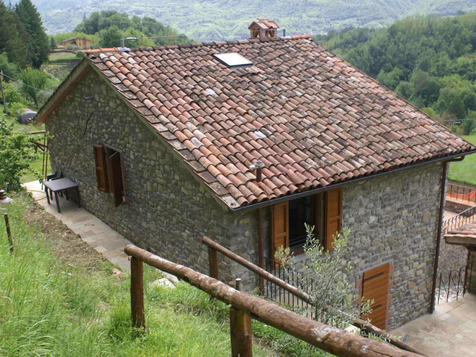 Sunset Barga Toskana kürzlich renoviert-Inside