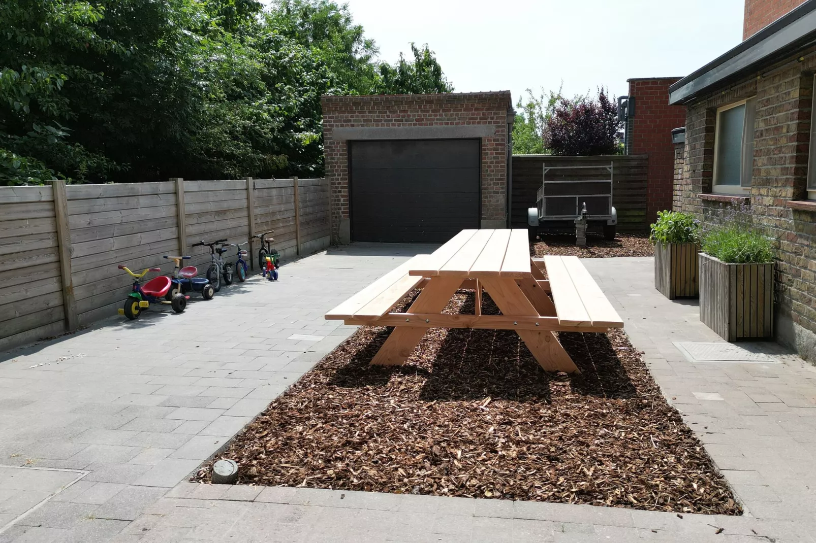 Vakantiehuis B&B d'Ereplatse-Exterior summer