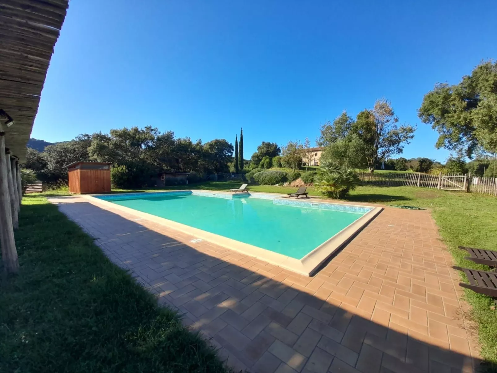 Suite con Giardino-Drinnen