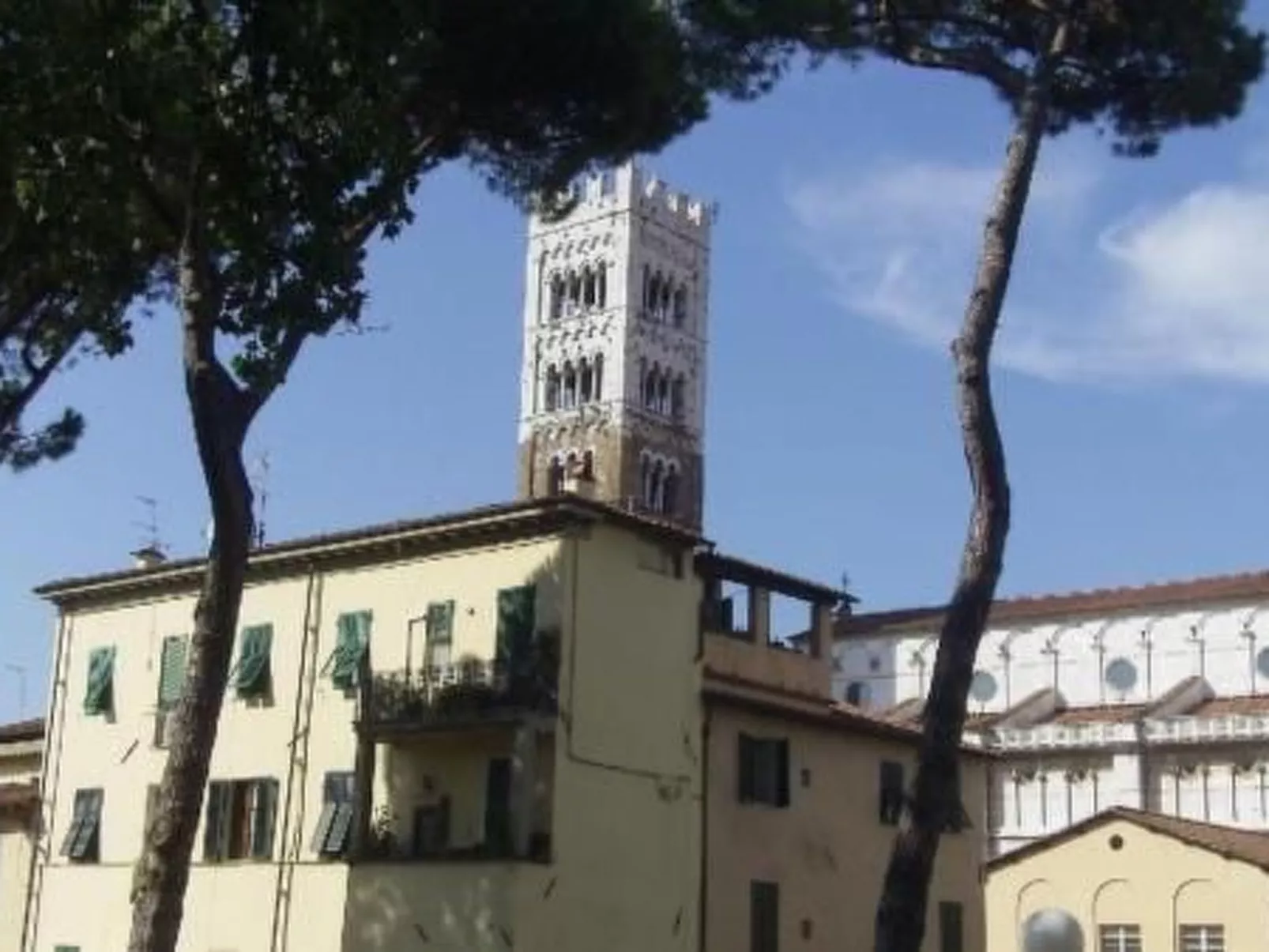 Wunderschönes Ferienhaus in Viareggio mit gemeinschaftlichem Pool-Image-tags.info