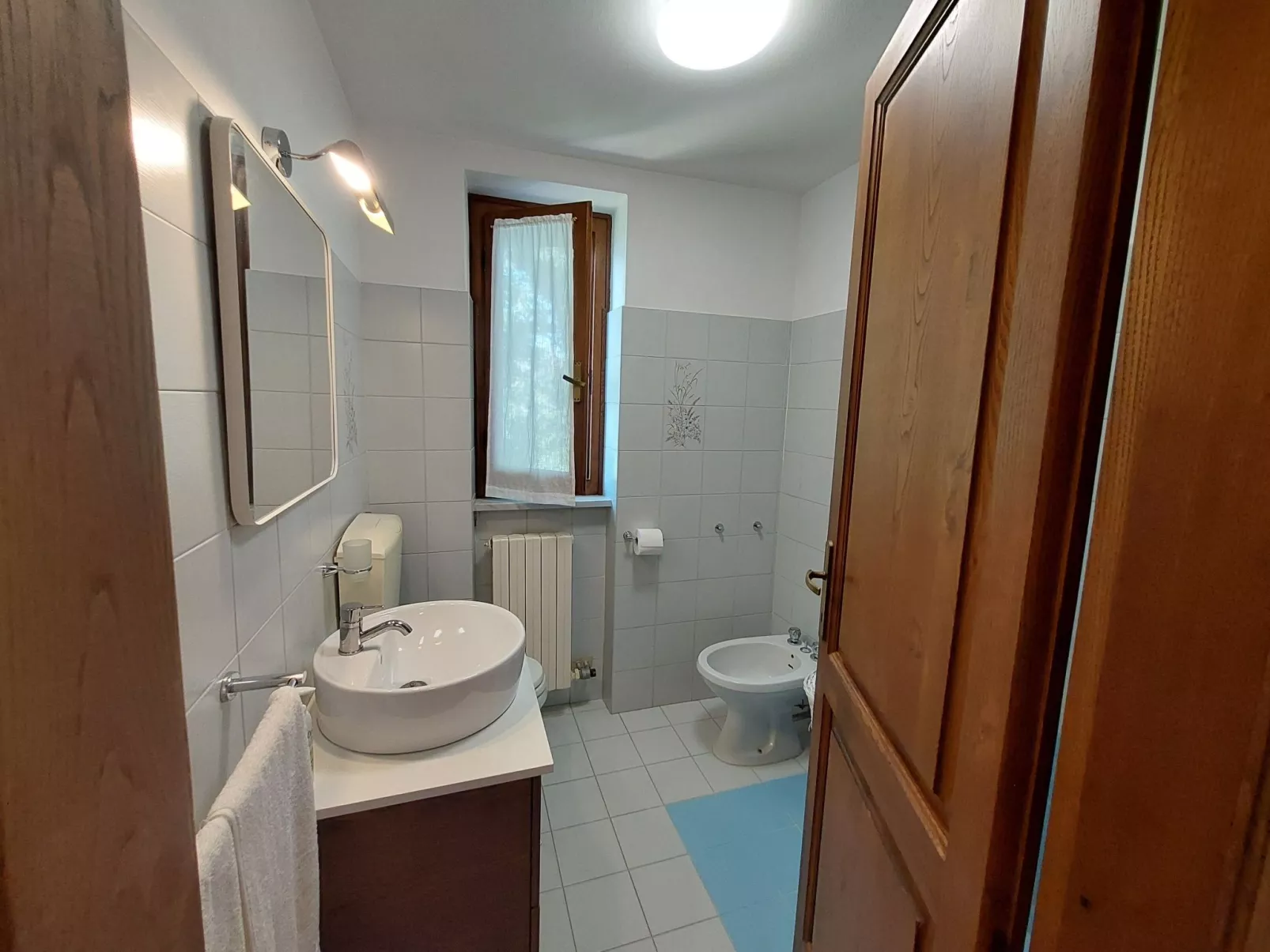 'Casa Peppina' mit Terrasse-Dedans