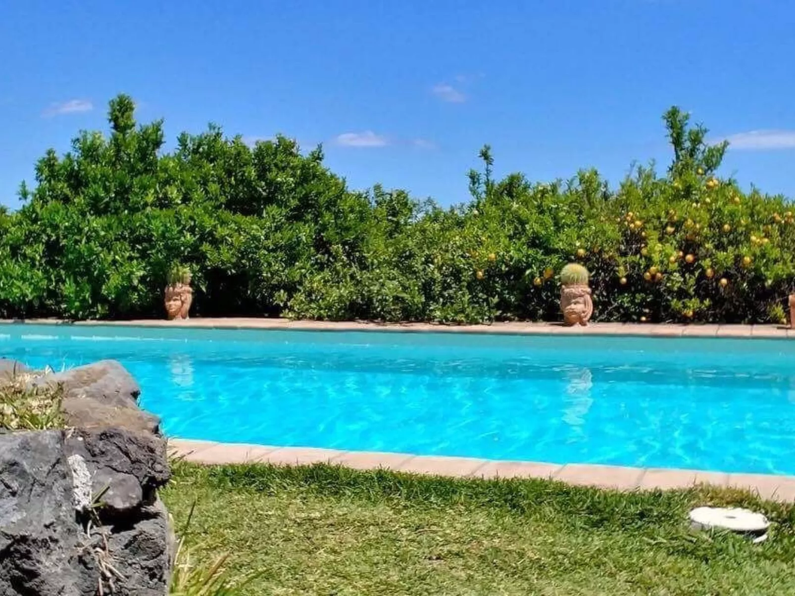 'Cedar' mit Wasserblick-Outside