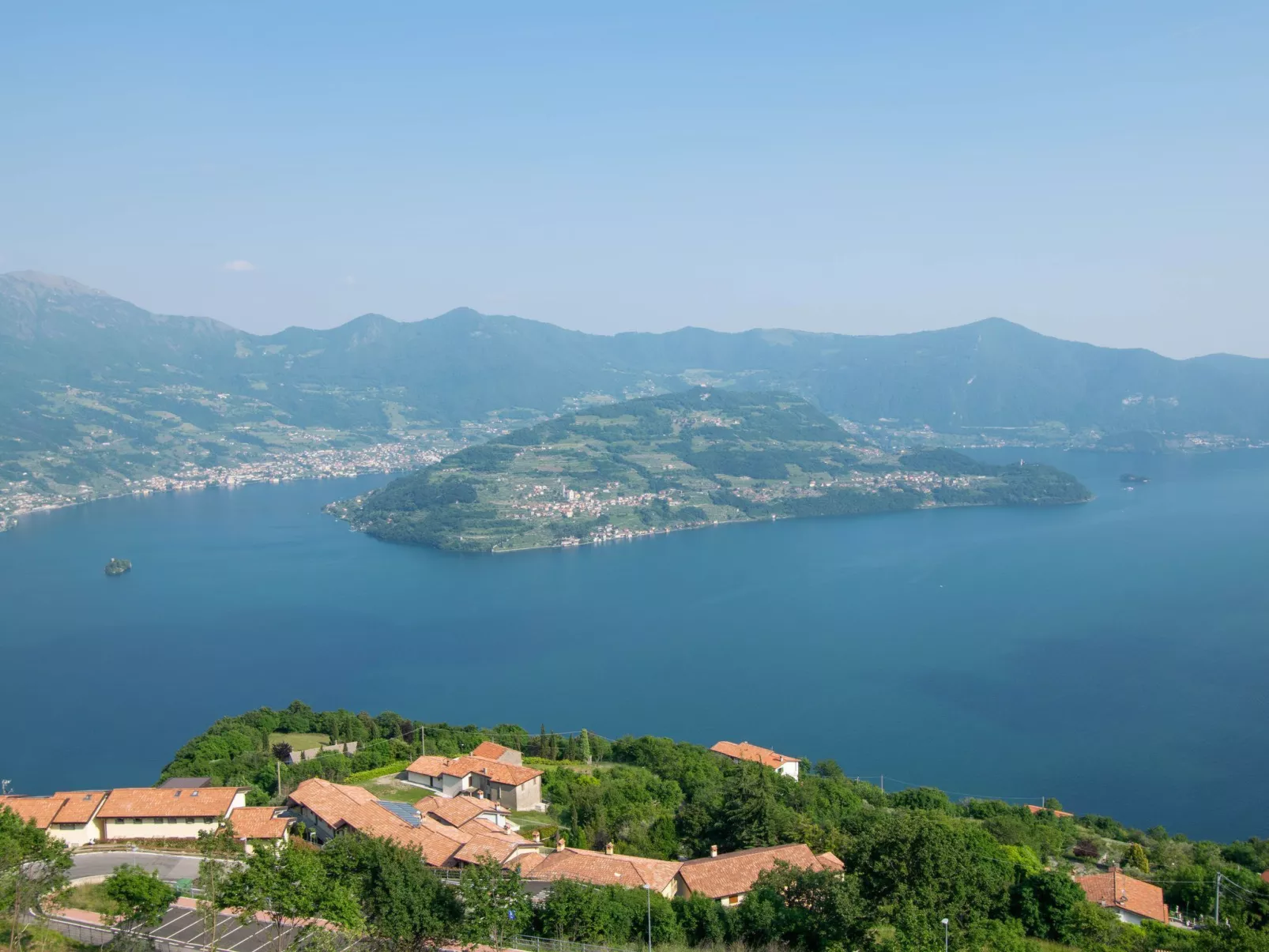Wohnung mit Panaoramaterrasse und Pool-Drinnen