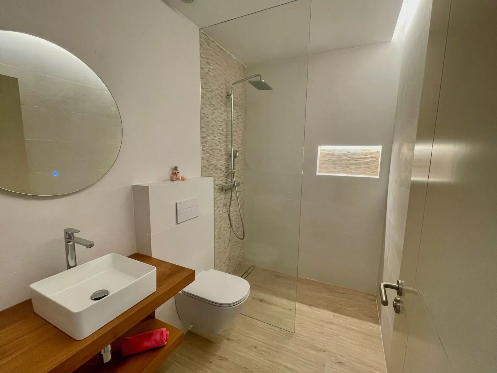 Villa Joie de Vivre - Geräumige Luxusvilla zur Miete-Image-tags.info