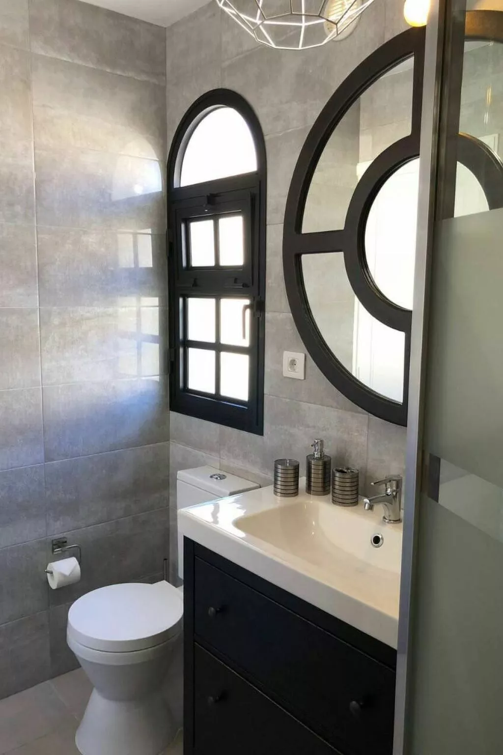 Komfortable Wohnung, Wifi, am Pool-Inside