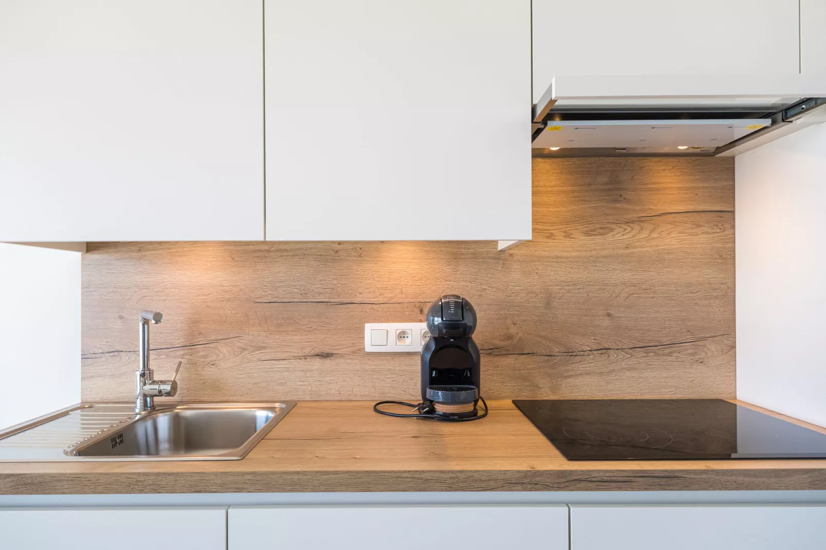 Emperador 0401-Kitchen