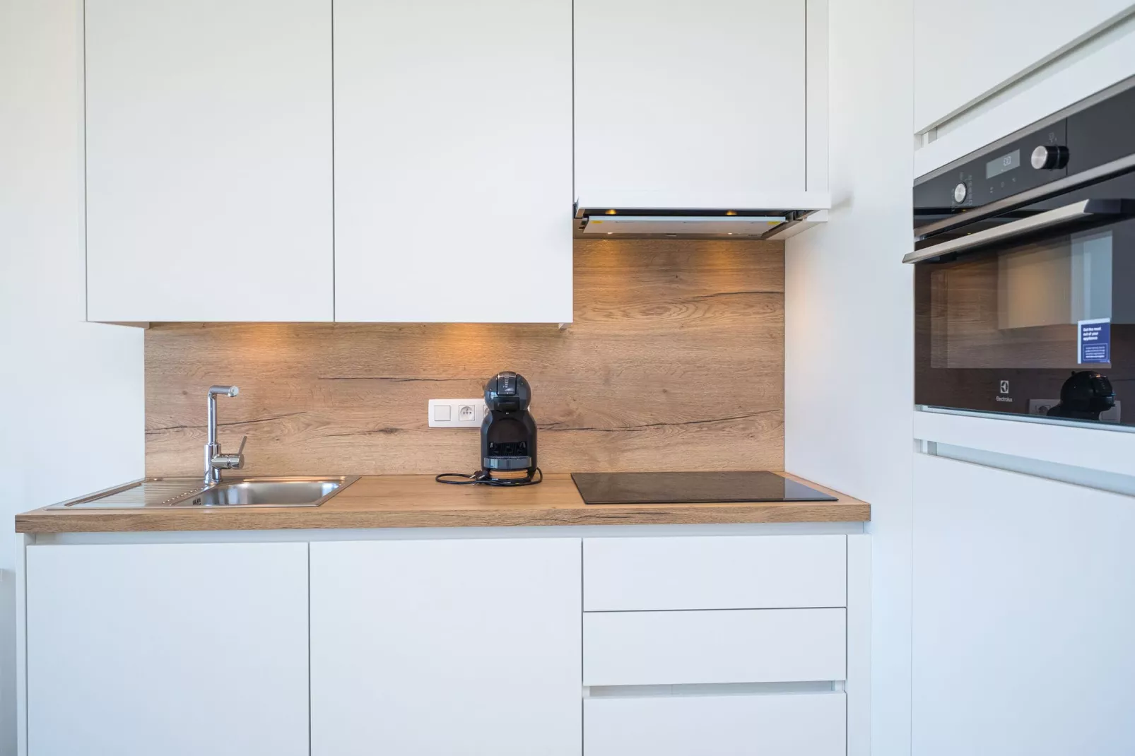 Emperador 0401-Kitchen
