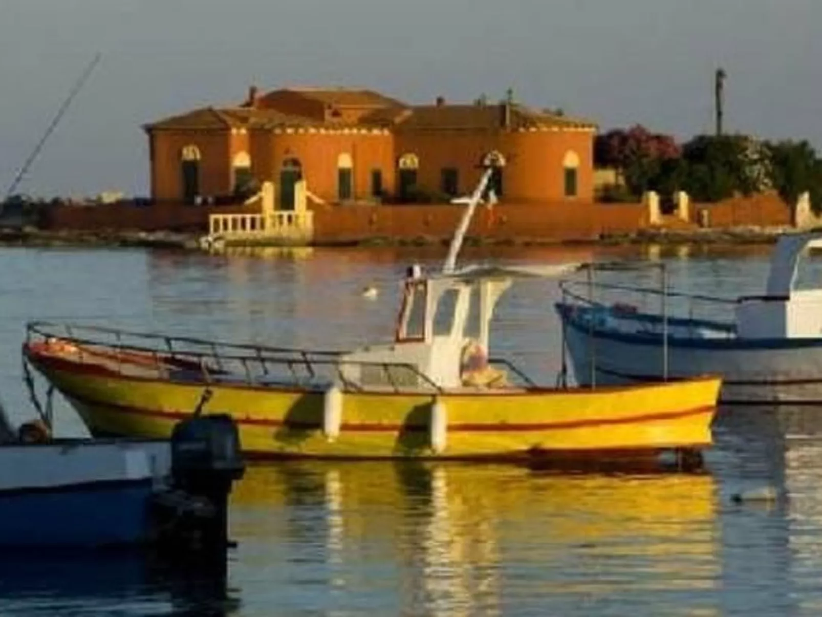 'Villa Adriana-Image-tags.info