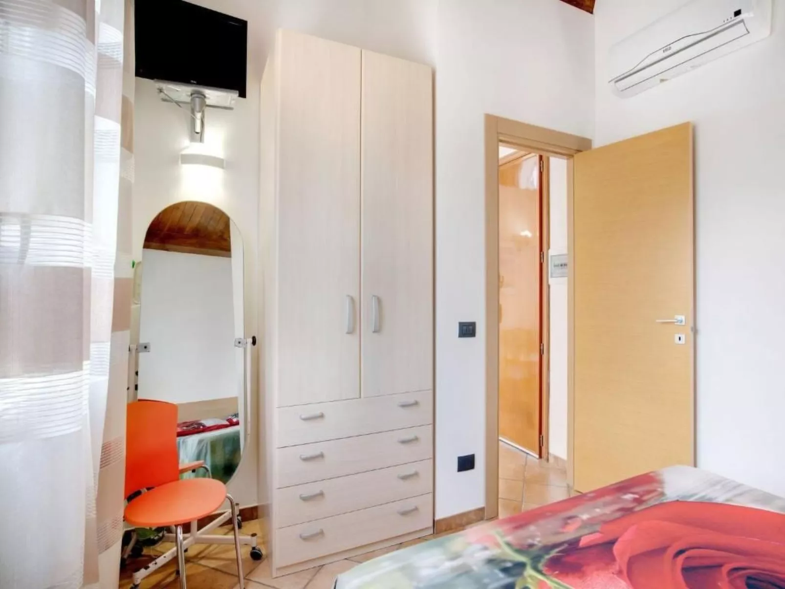 In Strandnähe-Drinnen