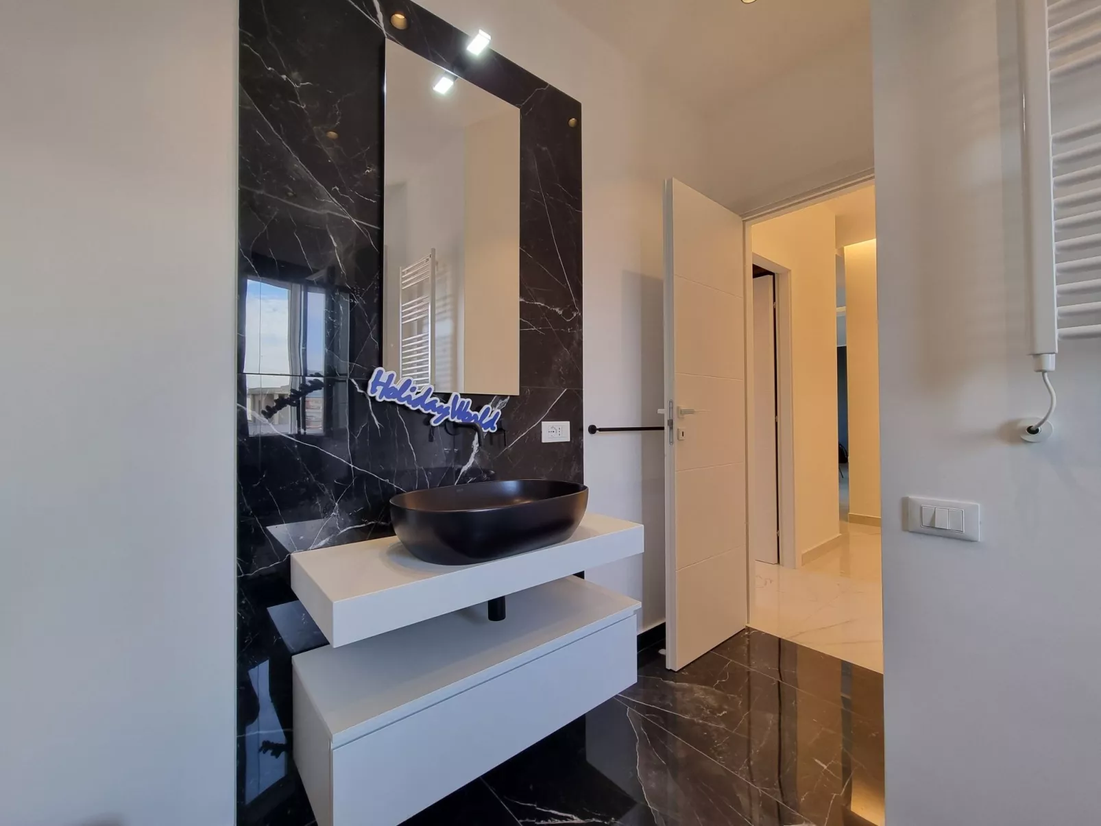 MaXelA Penthouse Grey-Dedans