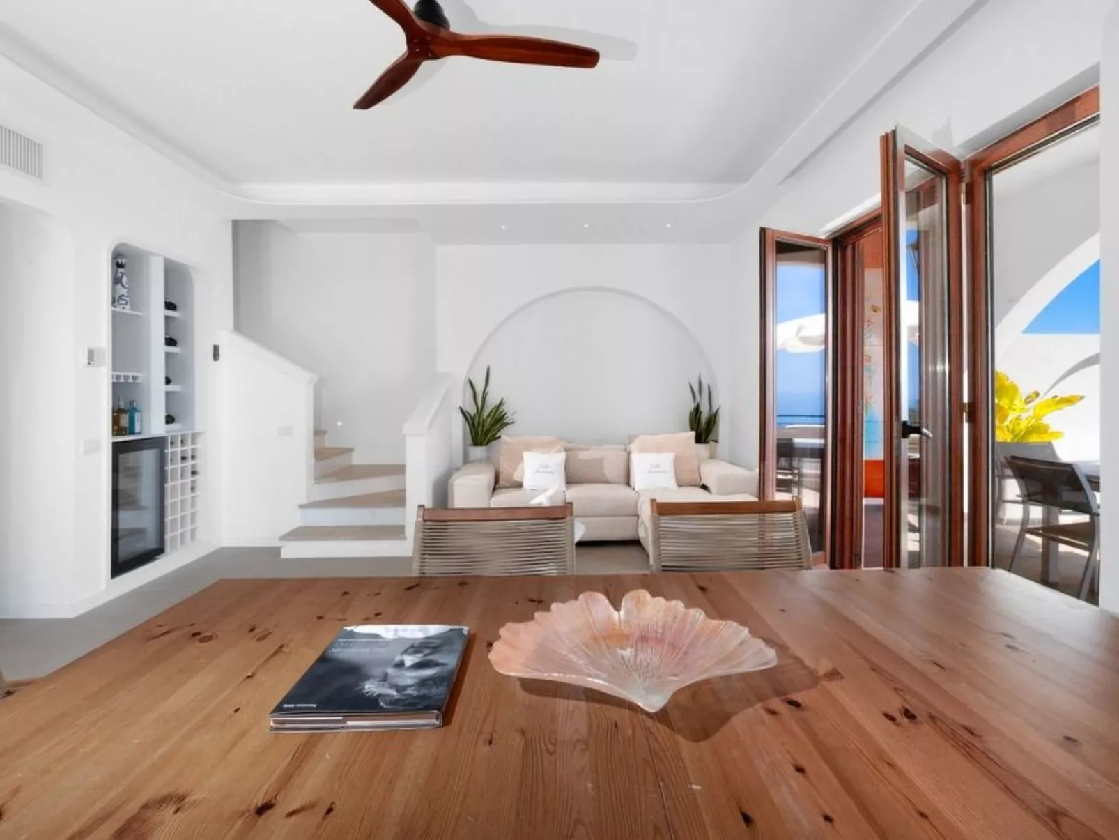 Haus in Sirenuse mit Panoramaterrasse-Image-tags.info