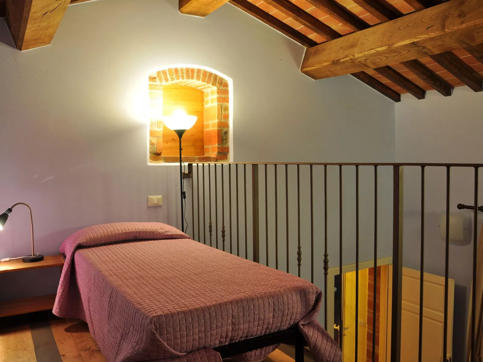 "Casa Olmo" Schwimmbad und Jacuzzi, privater Garten-Drinnen