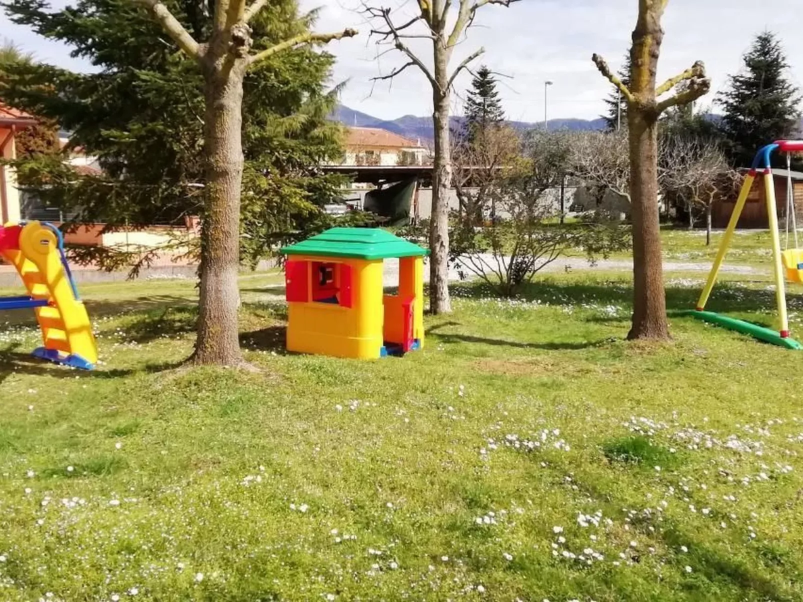 In Cascina mit privatem Parkplatz-Image-tags.info