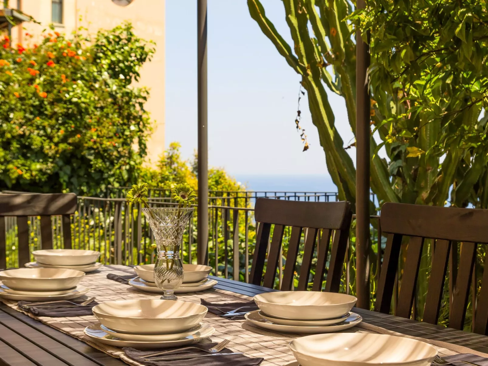 Villa Battiato - Haus n Pool-Inside