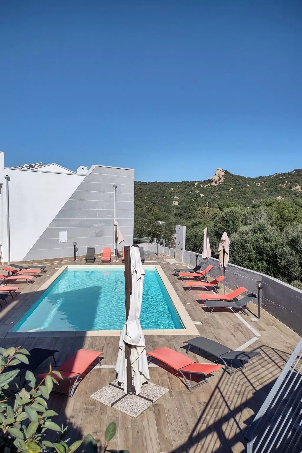 Mit Terrasse-Drinnen