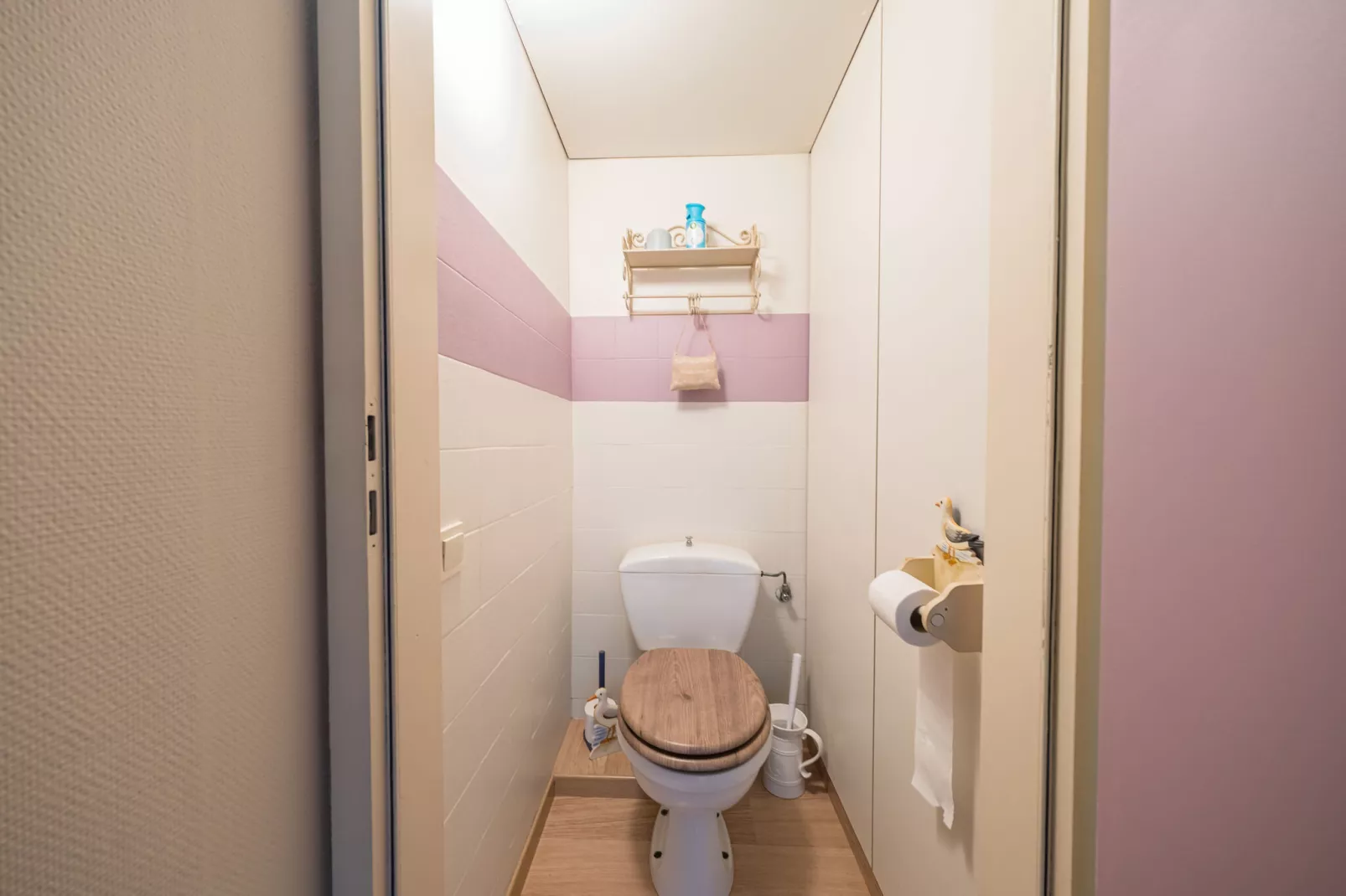 Darwin II 0101-Bathroom