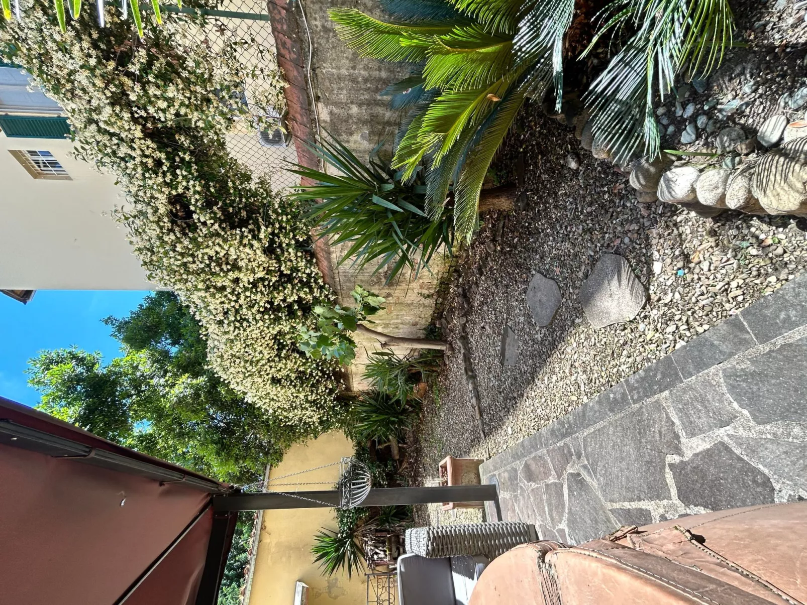 Zwei Schlafzimmer mit Garten und Whirlpool-Dedans