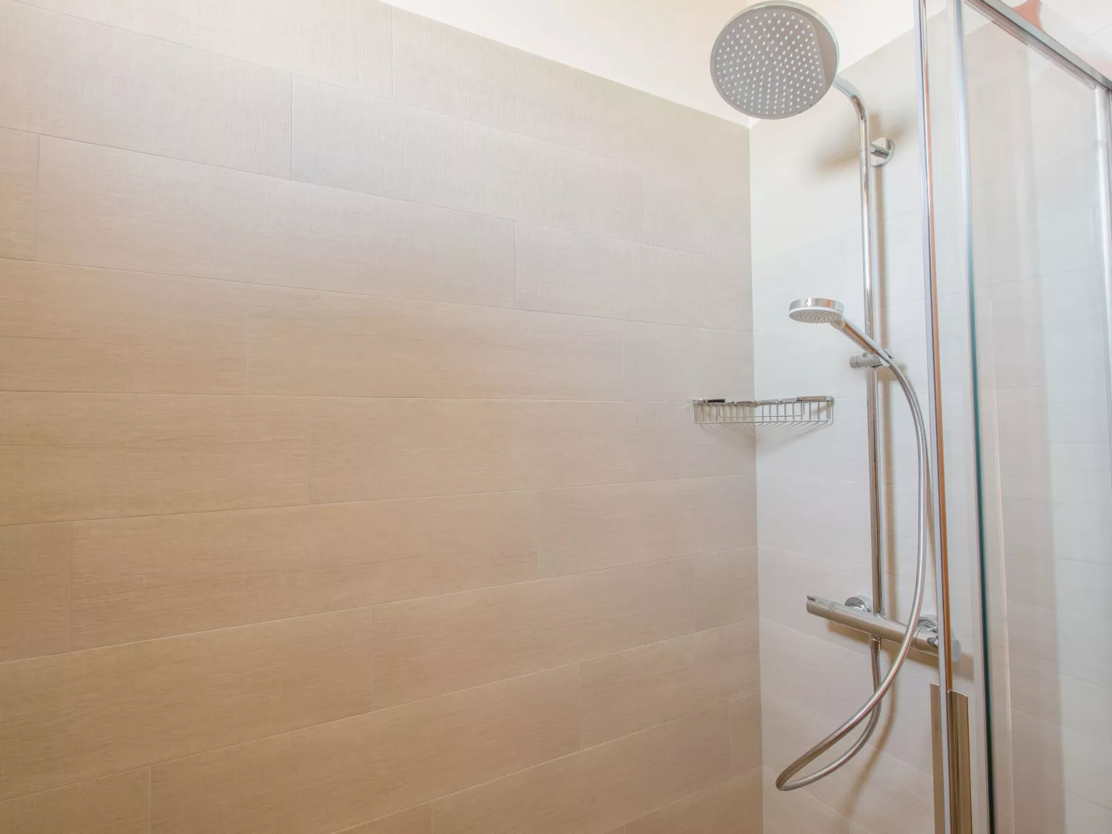 Die Wolke auf den Pedalen-Drinnen