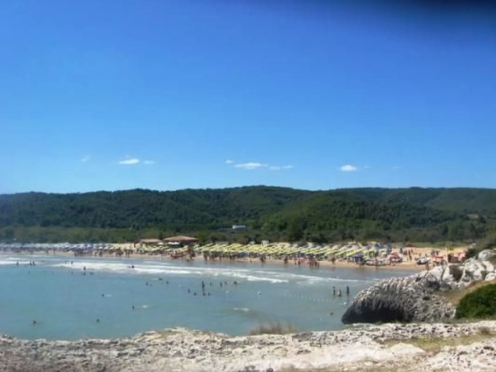 Zwei-Zimmer-Penthouse-Wohnung mit Terrasse mit Meerblick-Image-tags.info