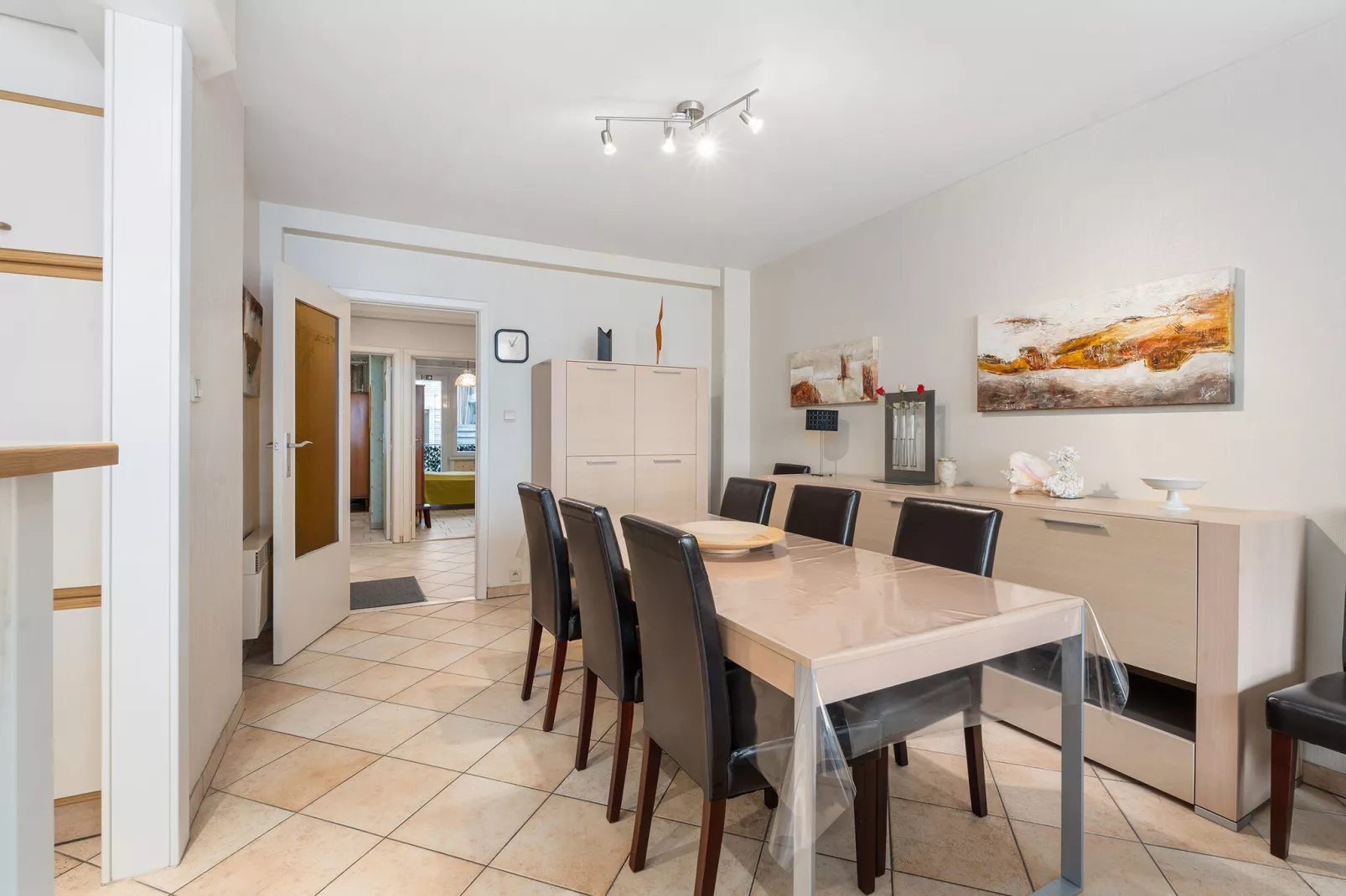 Tijl 1-Dining room