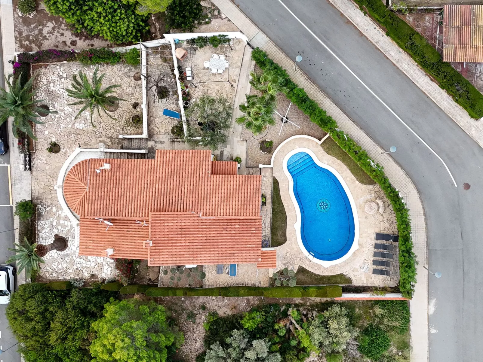 Imposante Ferienvilla mit großem Pool-Inside