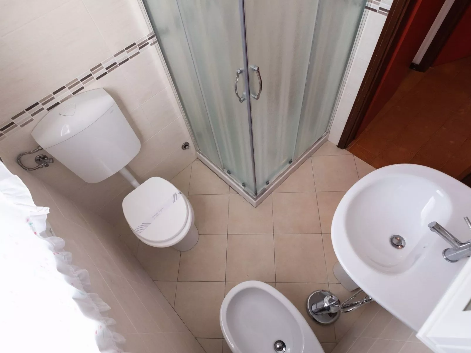 In Lido Delle Nazioni mit Großem Garten-Inside