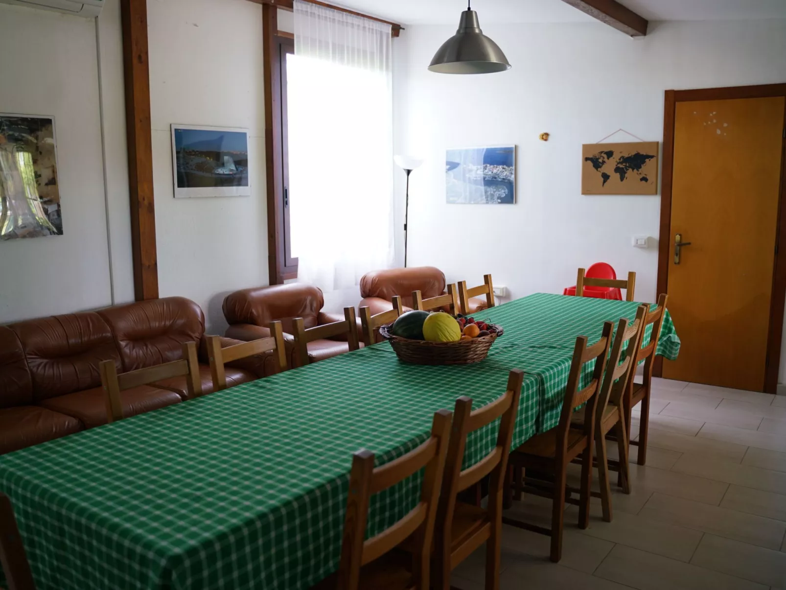 Ferienvilla 'Belfronte' mit Wasserblick-Drinnen