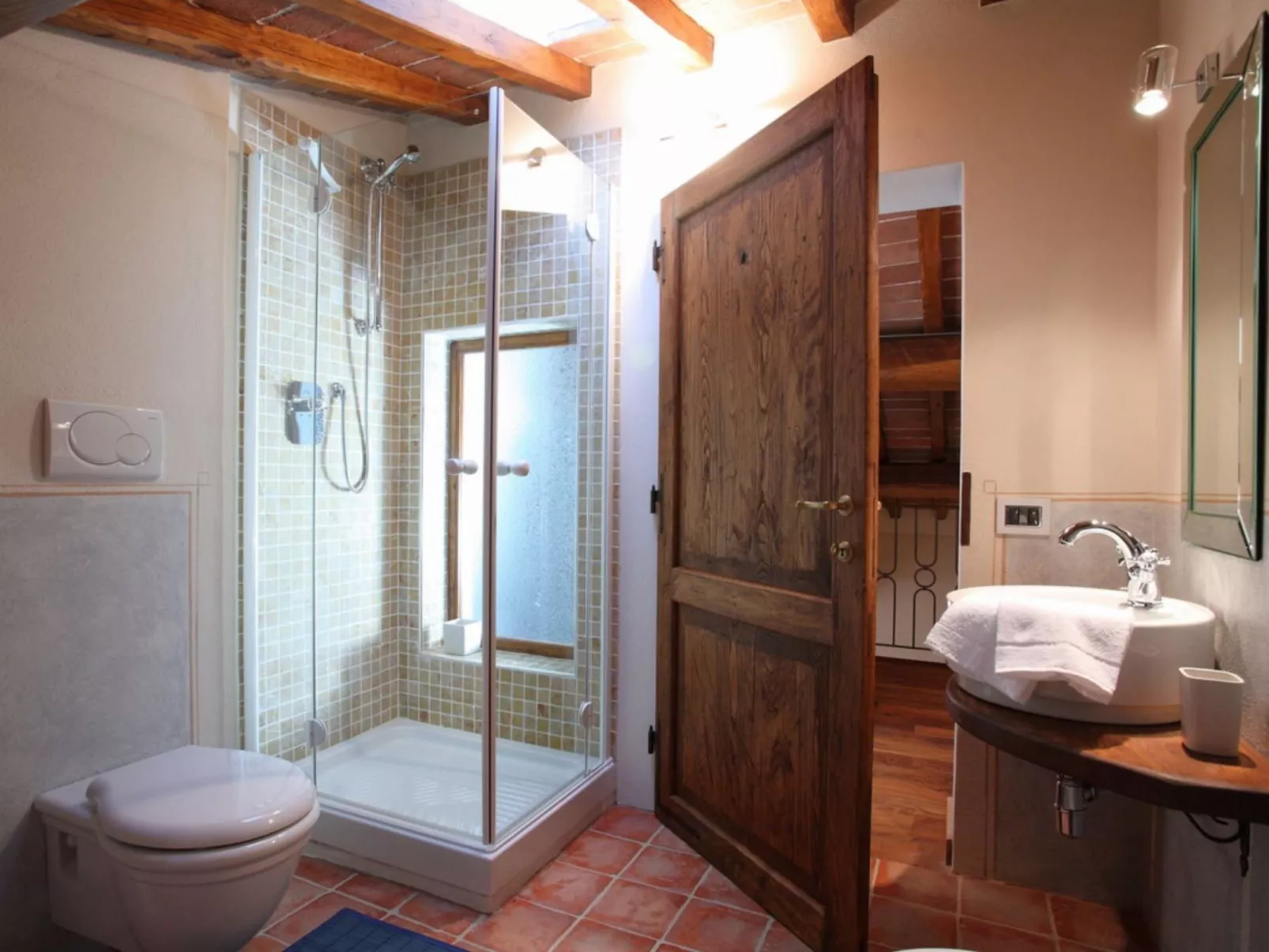 Villa mit privatem Pool und Wellnessbereich-Inside