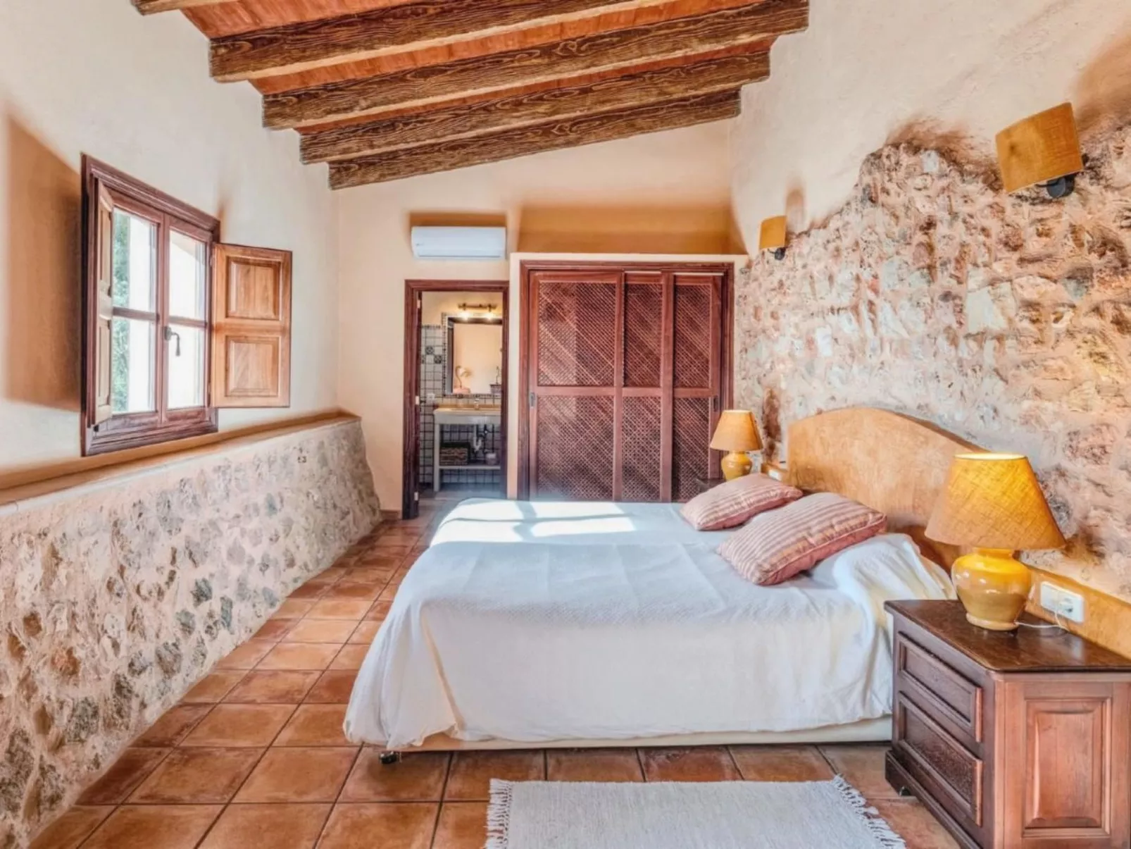 Finca in idyllischer Umgebung Pool & Klima 8 Pers-Image-tags.info