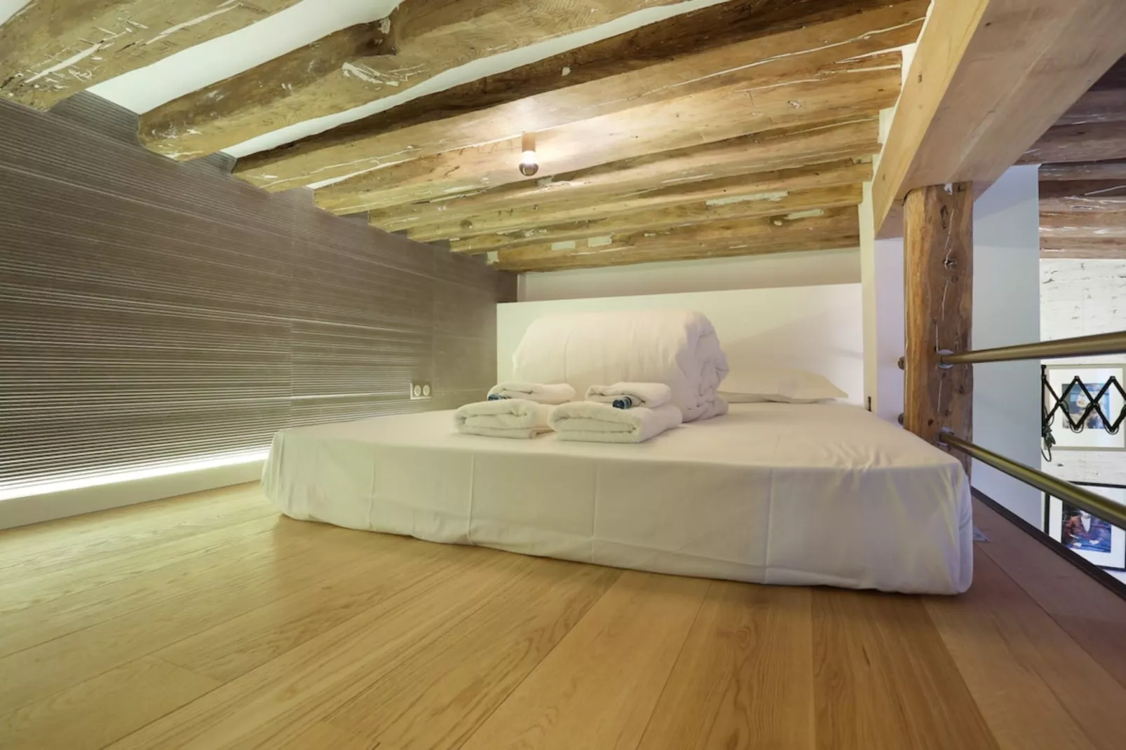 BOURG TIBOURG 1 NEW-Nicht zugeordnet