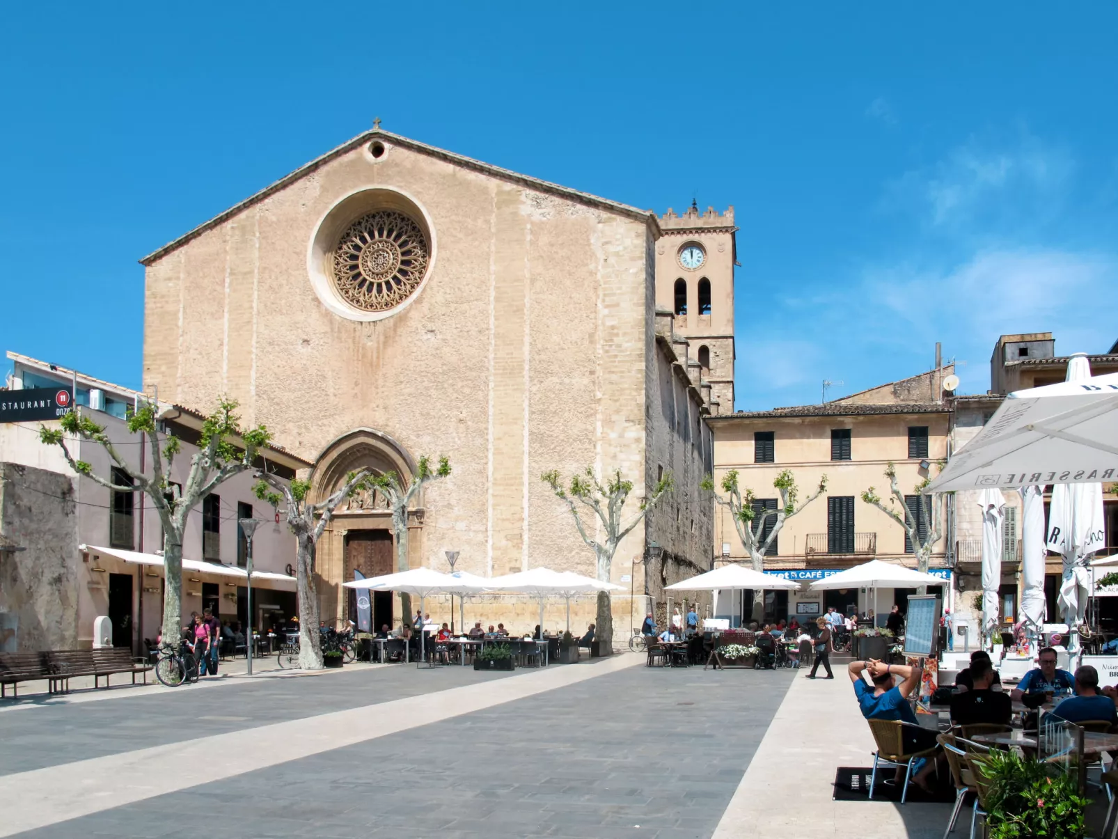 Villa Llop. Wunderschöne moderne Villa mit Sauna-Area